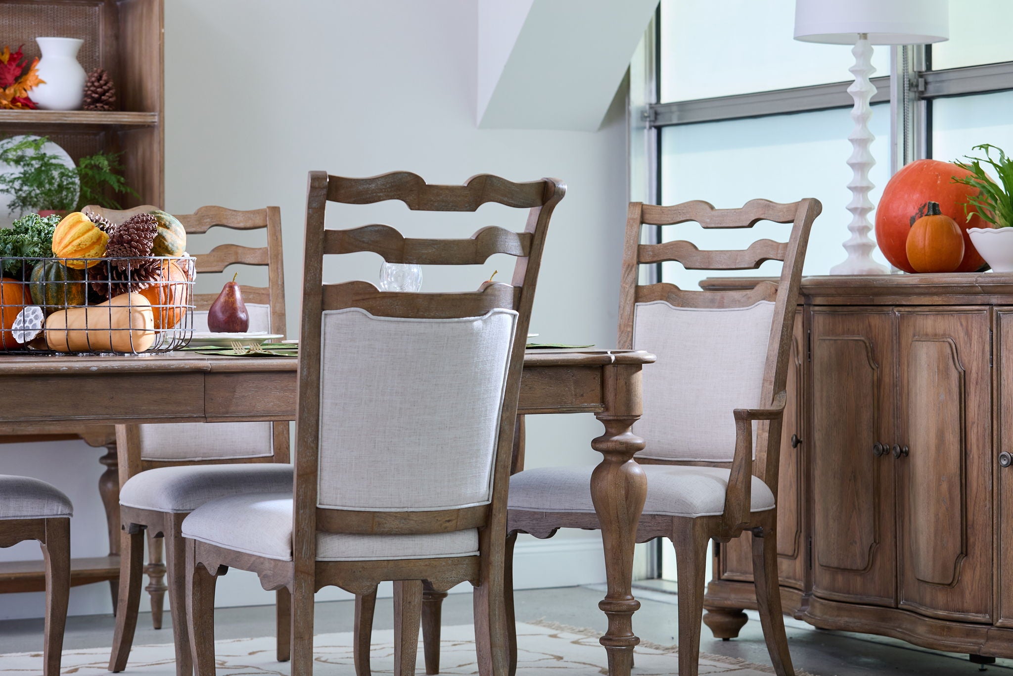 Weston Hills - 4 Door Buffet - Natural