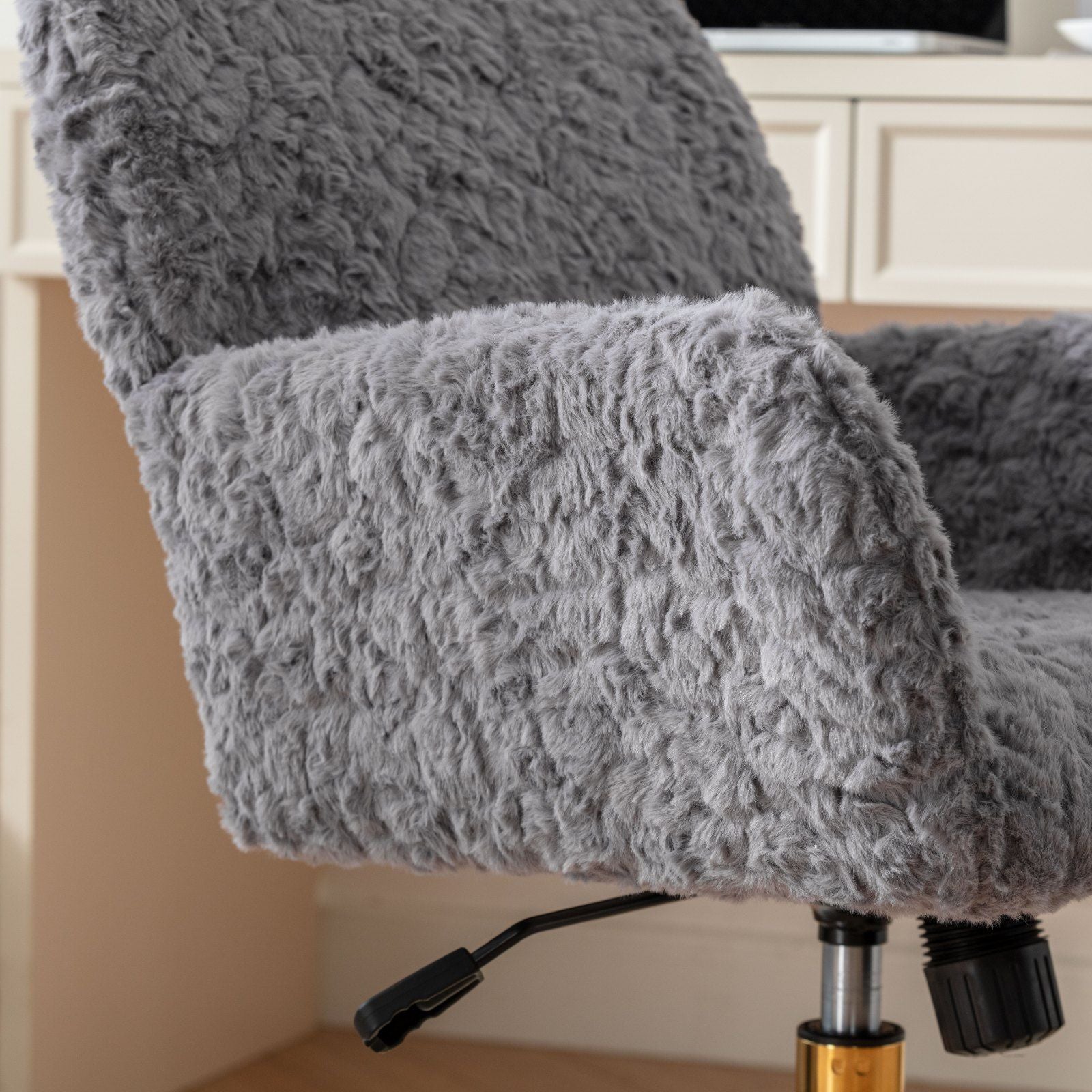 Office Chair, Artificial Rabbit Hair Home Office Chair With Metal Base, Adjustable Desk Chair Swivel Office Chair, Vanity Chair
