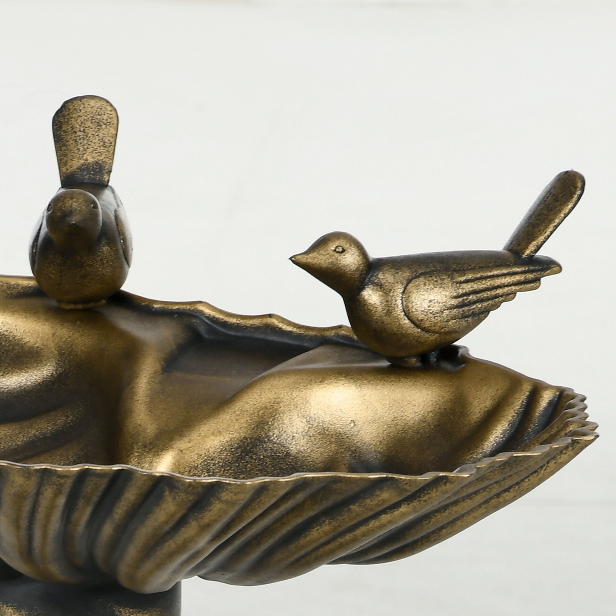 Outsunny - Antique Bird Bath With Pedestal Flower Planter Base, Vintage Style Decorative Birdbath, Bird Feeder Bowl & Planter Decoration Yard Statue - Bronze