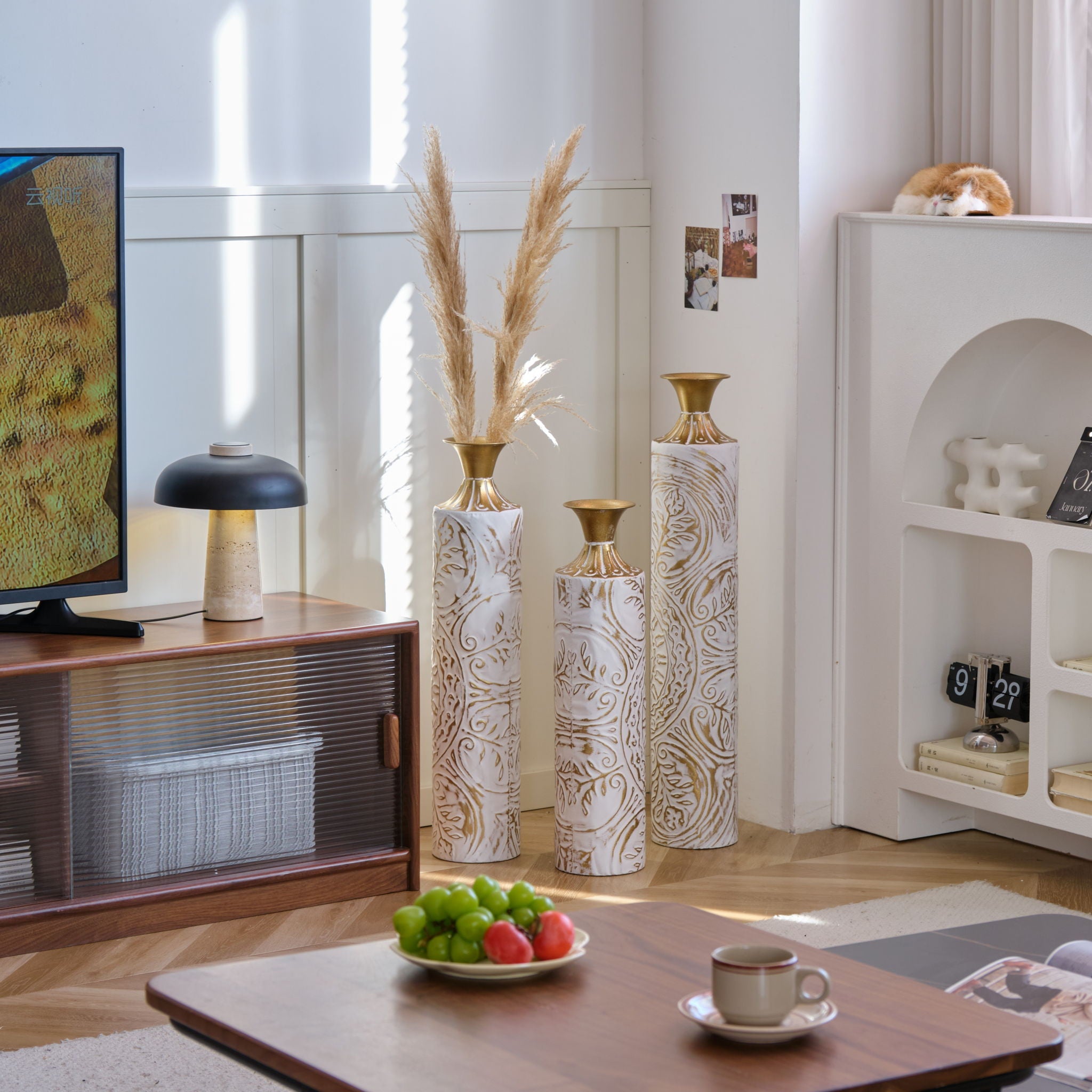 Floor Metal Vases Decorated Metal Vases (Set of 3) Gorgeous Home Decoration Large Glazed Metal Vases - White / Gold