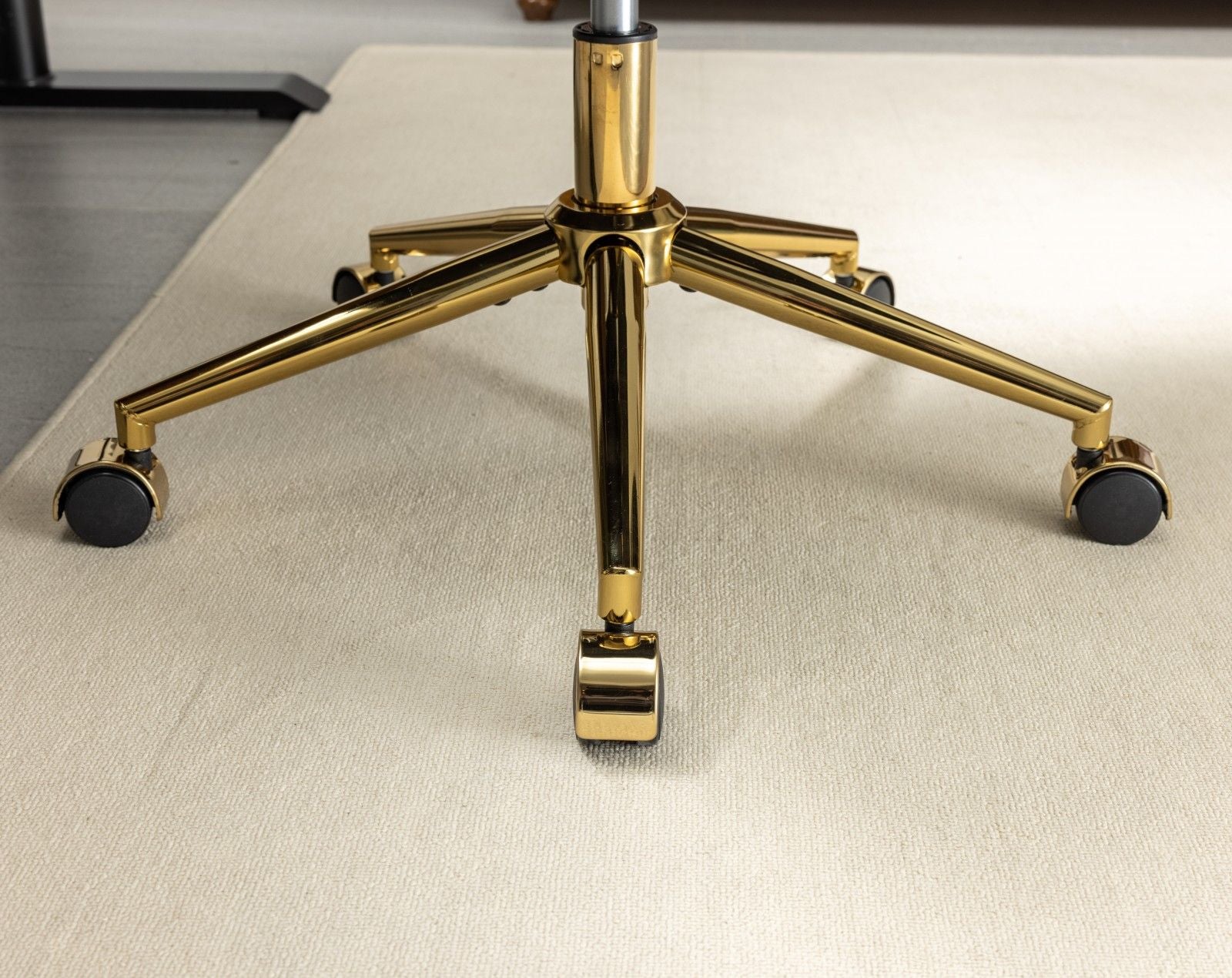 Office Chair, Artificial Rabbit Hair Home Office Chair With Metal Base, Adjustable Desk Chair Swivel Office Chair, Vanity Chair