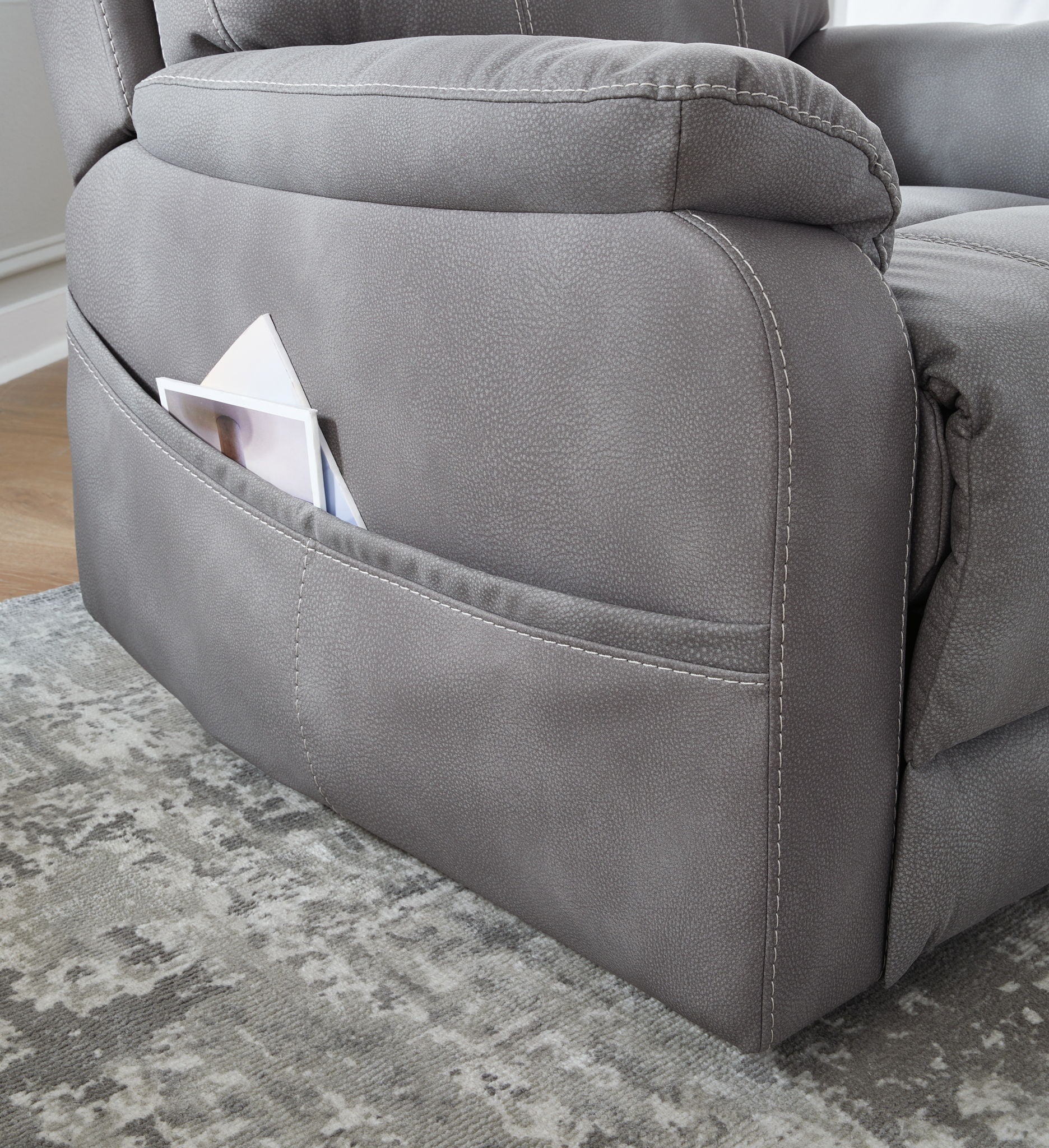Next-Gen Durapella - Power Lift Recliner