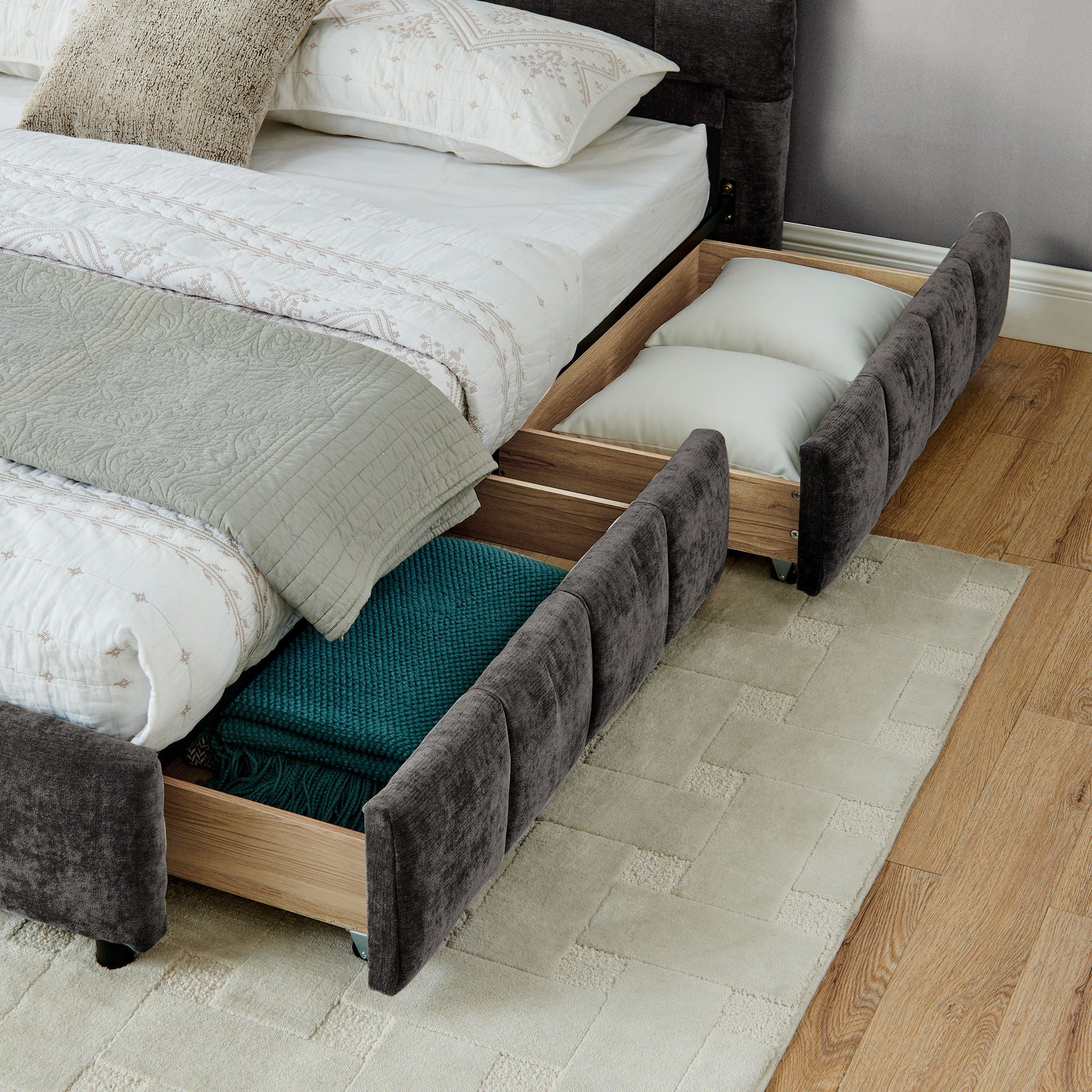 Modern Platform Bed Frame With Thick Fabric