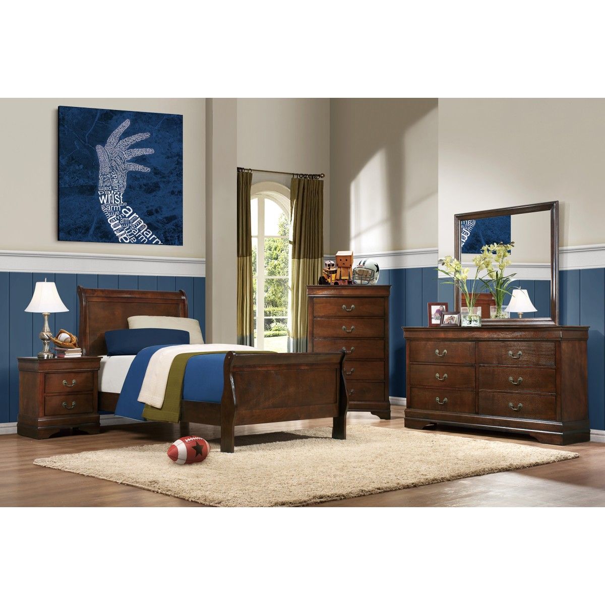 Mayville - Chest