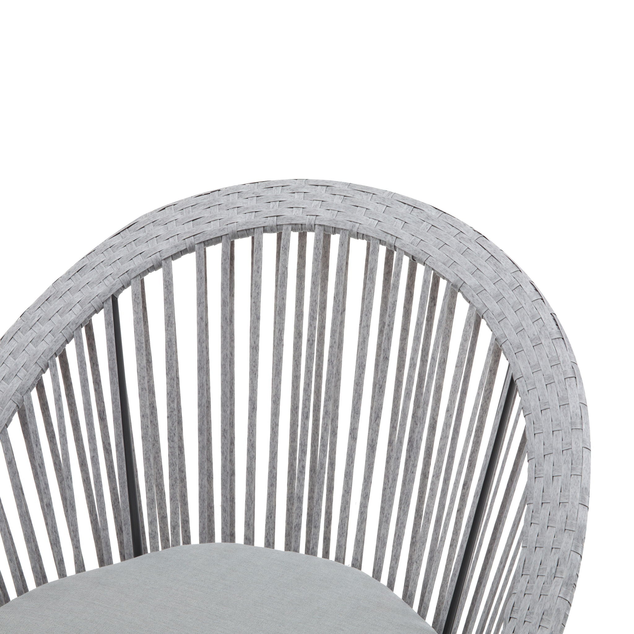 Modern Swivel Wicker Lounge Chair With Round Design