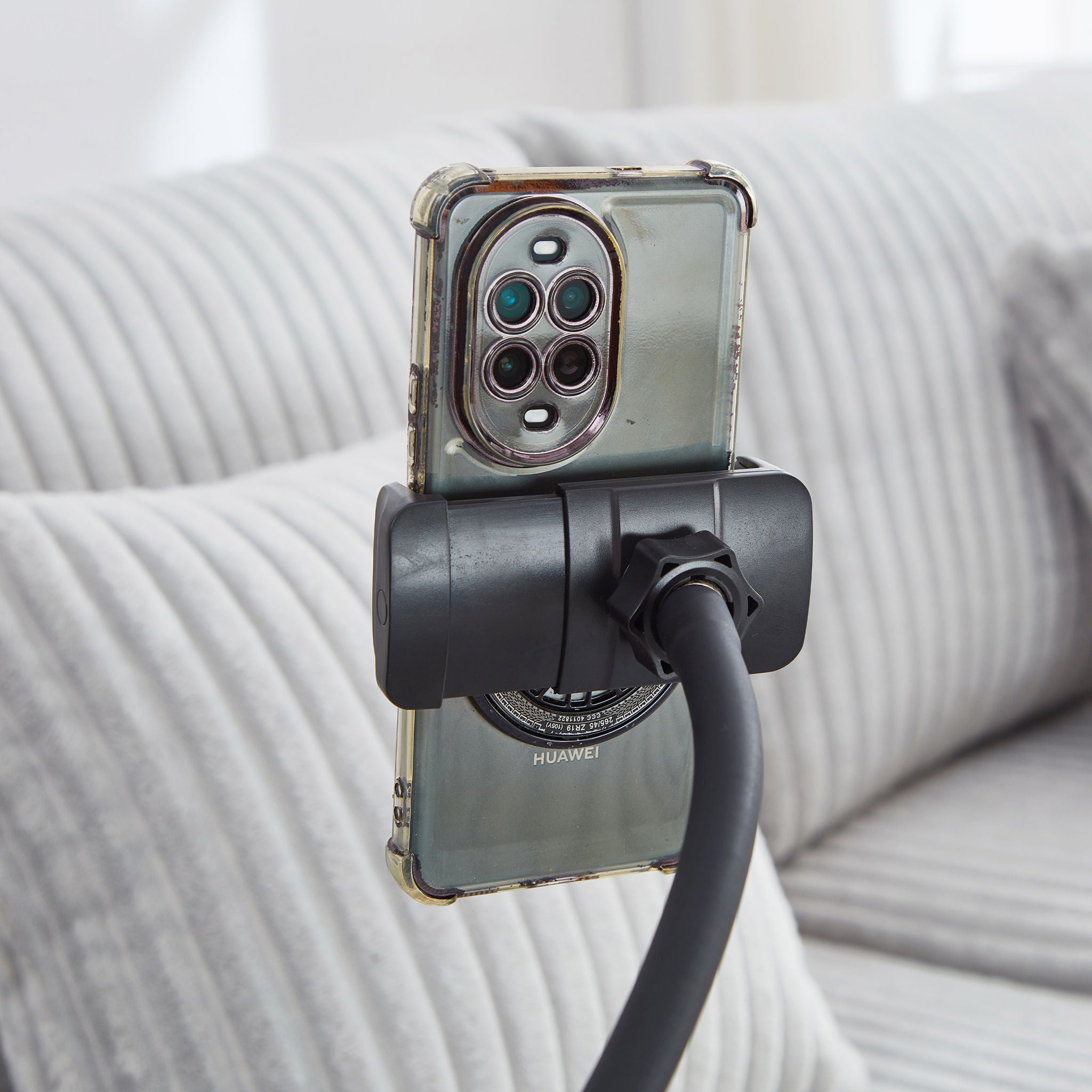 Modern Chaise Sofa With Adjustable Backrest, Cup Holders, Phone Holder & Storage Compartments For Living Room