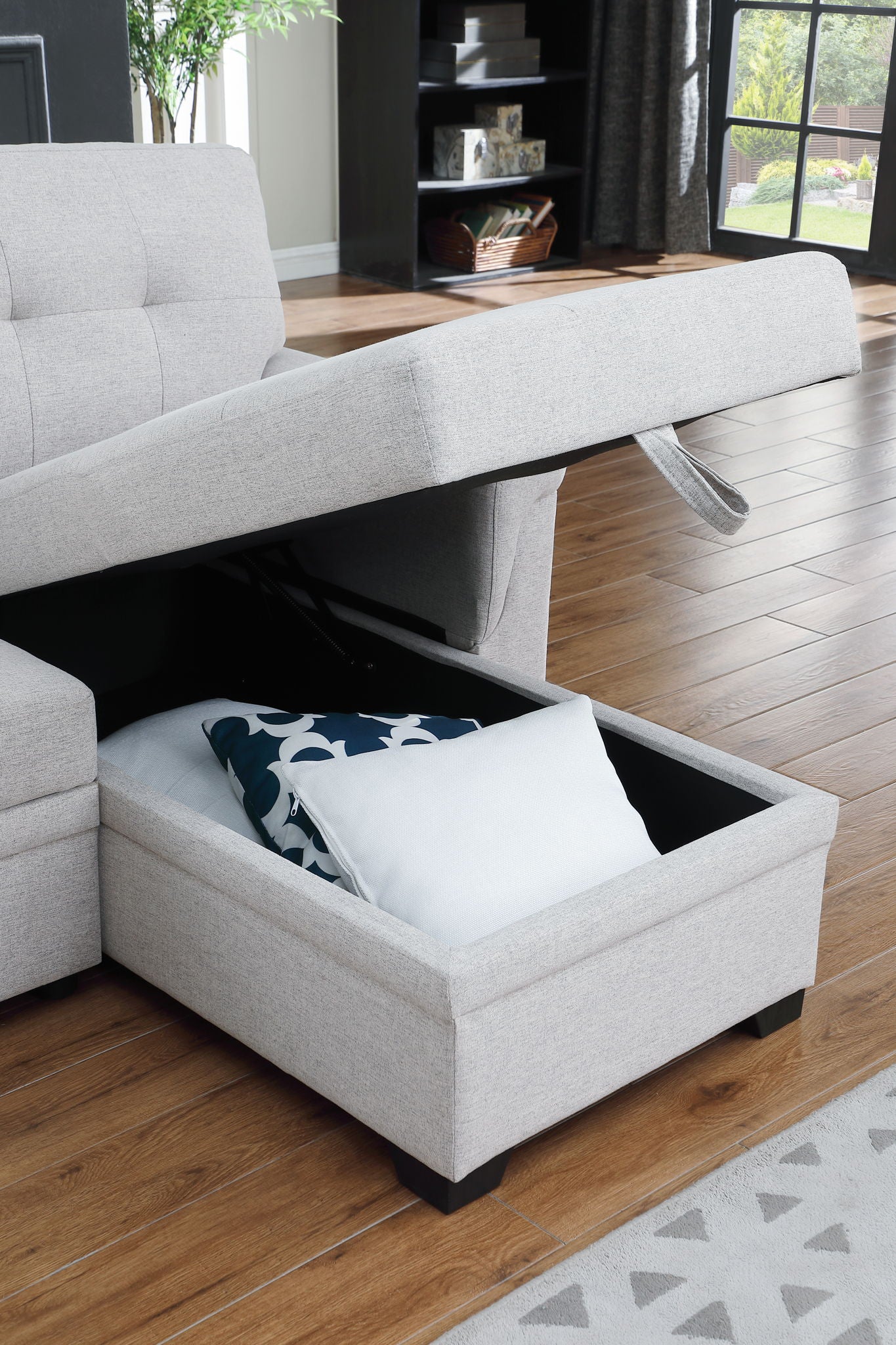Sierra - Reversible Sleeper Sectional Sofa With Storage Chaise