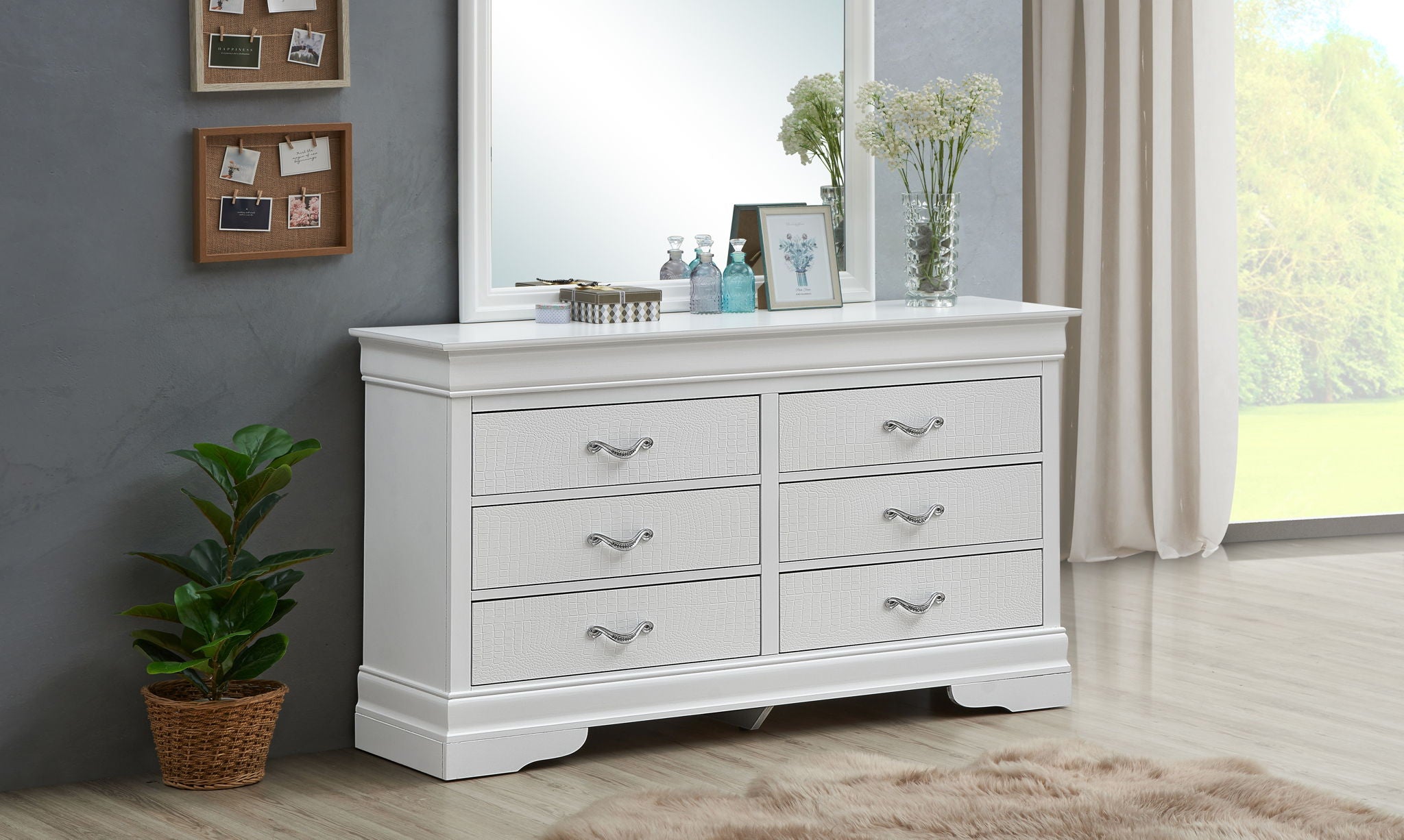 Lorana - Sophisticated Storage Solution