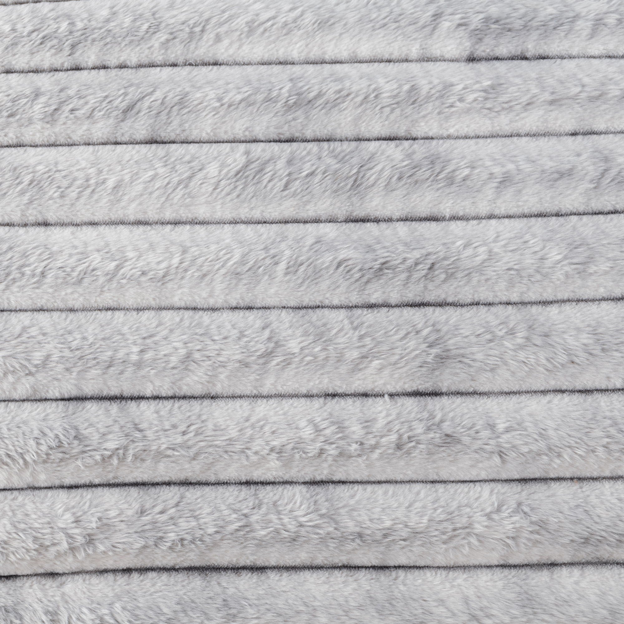 Denise - Accent Chaise With USB Support