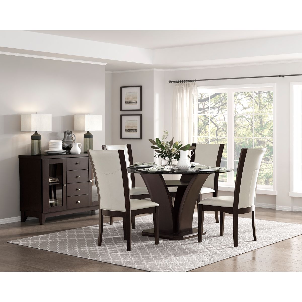 Daisy - Round Table With Glass Top