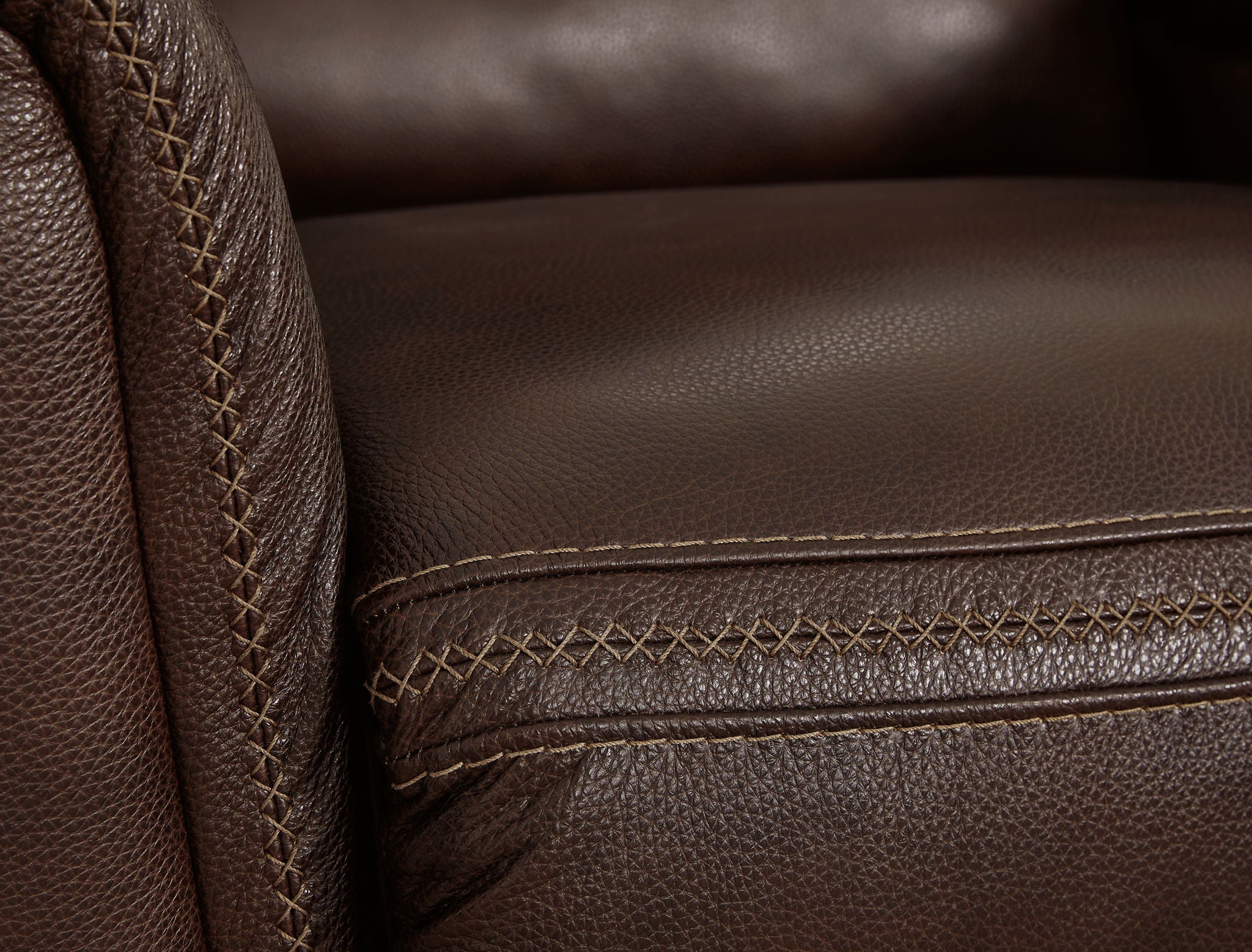 Alessandro - Power Reclining Loveseat