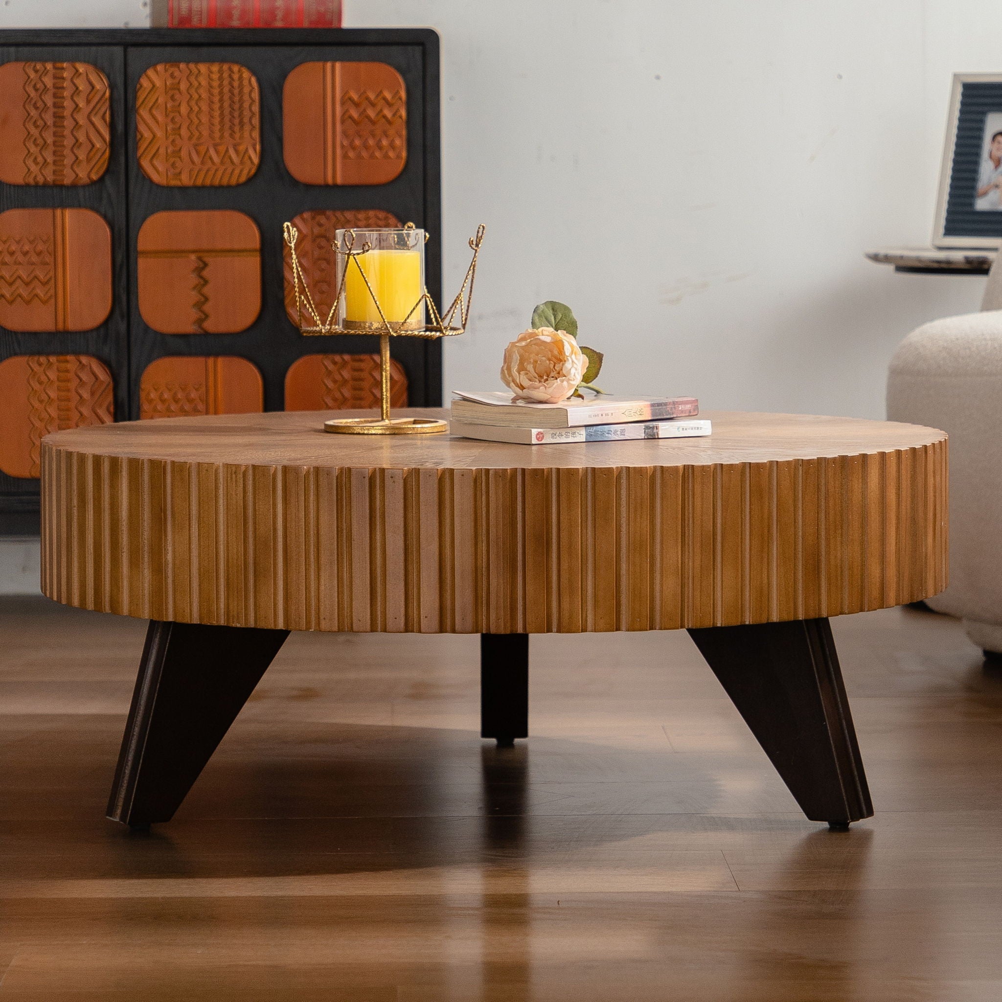 Round Retro Coffee With Solid Wood Legs