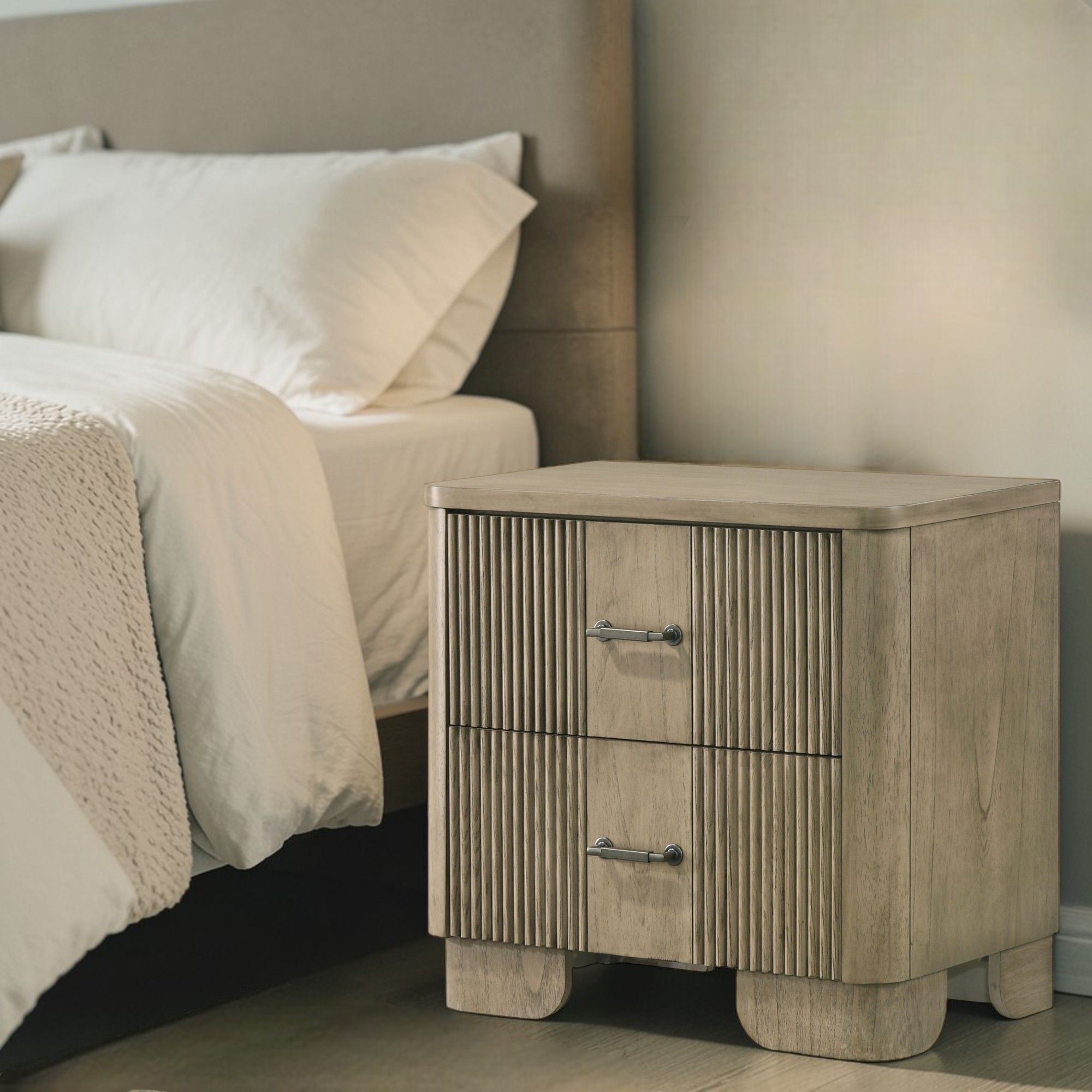 Lakkari - Nightstand - Oak