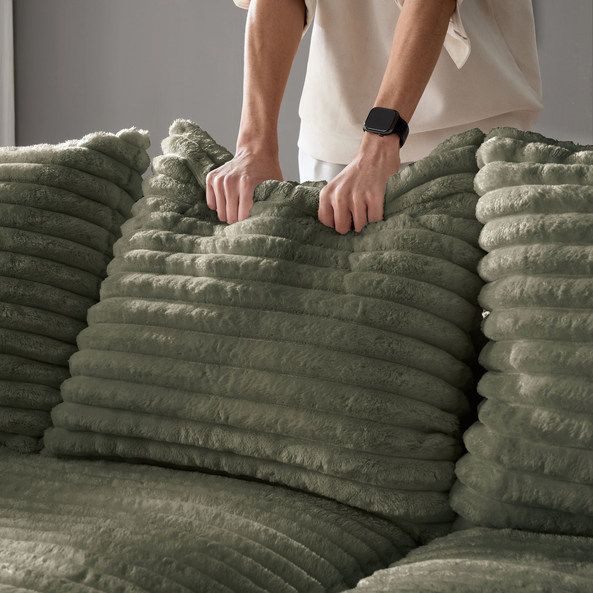 Modern Comfy Upholstered Sofa Cloud Couch & Deep Seat Couches
