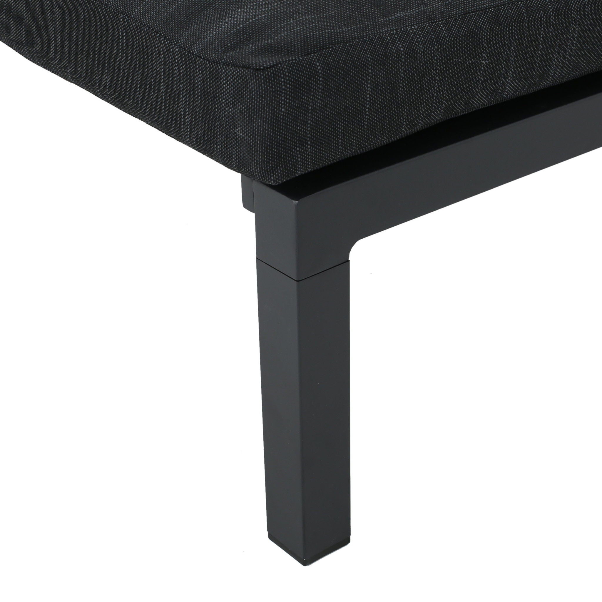 Modern Chaise Lounge With Wate Resistant Fabric Cushions