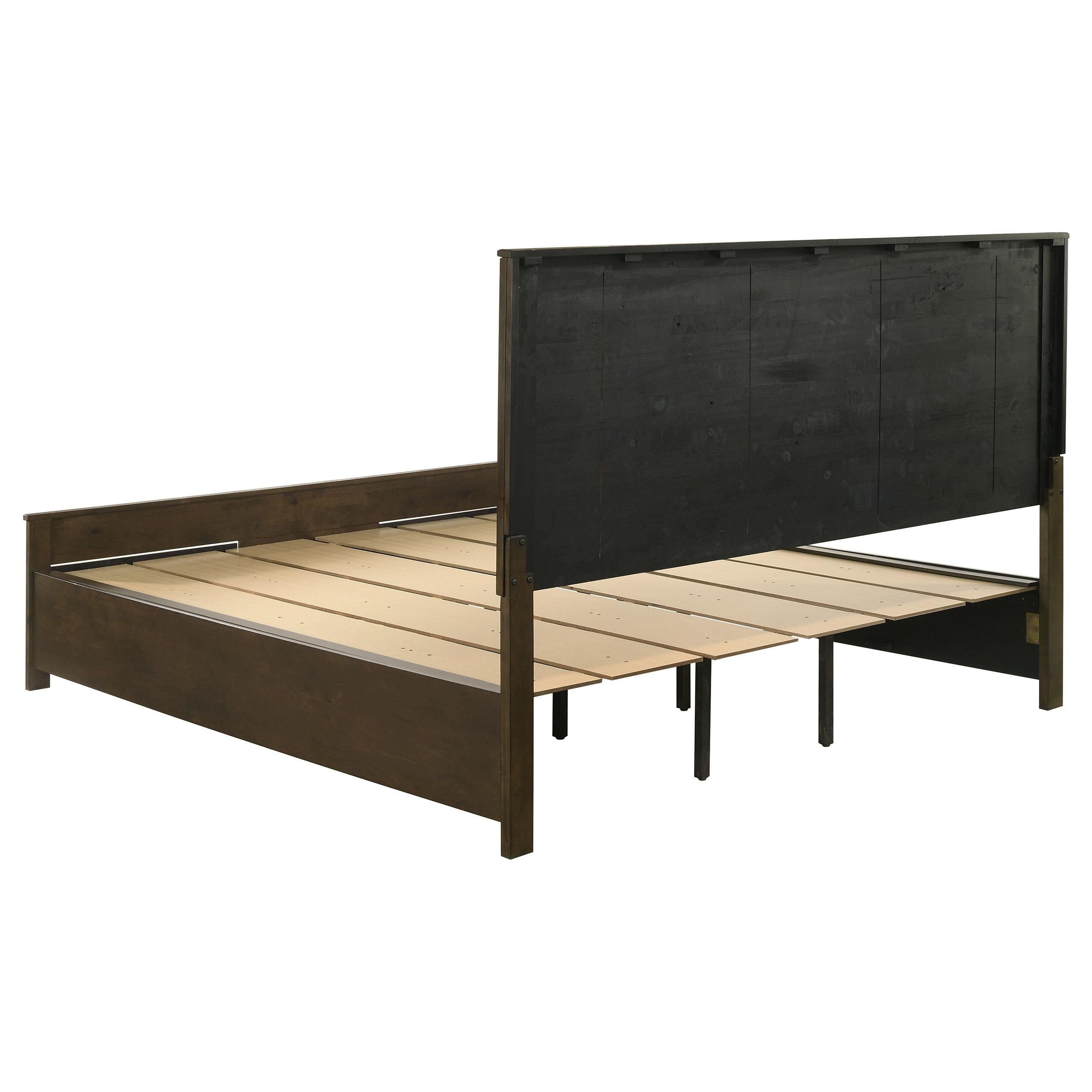 Diamond Modern Furniture COA Woodmont California King Panel Bed with Storage 222631KW IMAGE 4