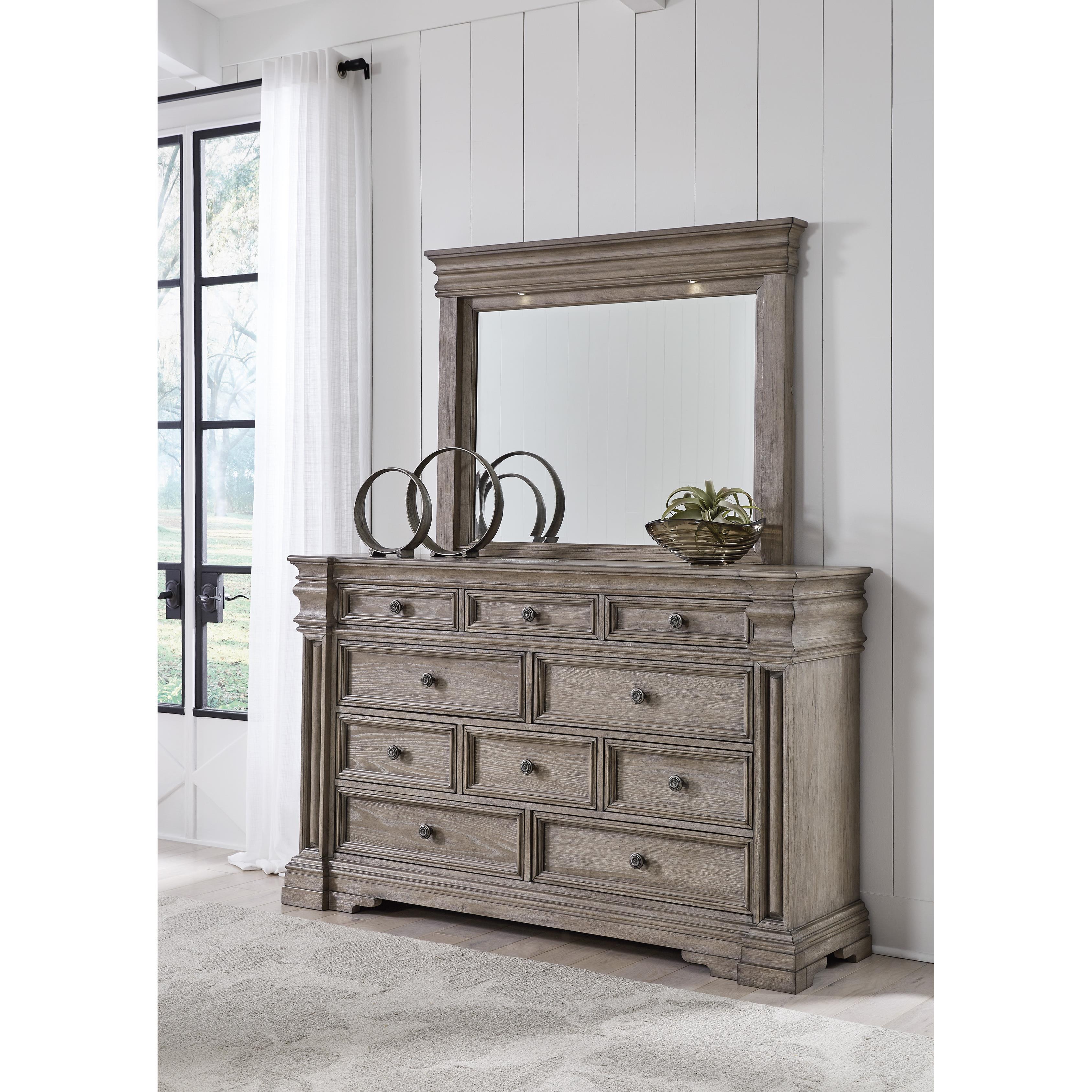 Signature Design by Ashley Blairhurst 10-Drawer Dresser with Mirror B916-31/B916-36 IMAGE 3