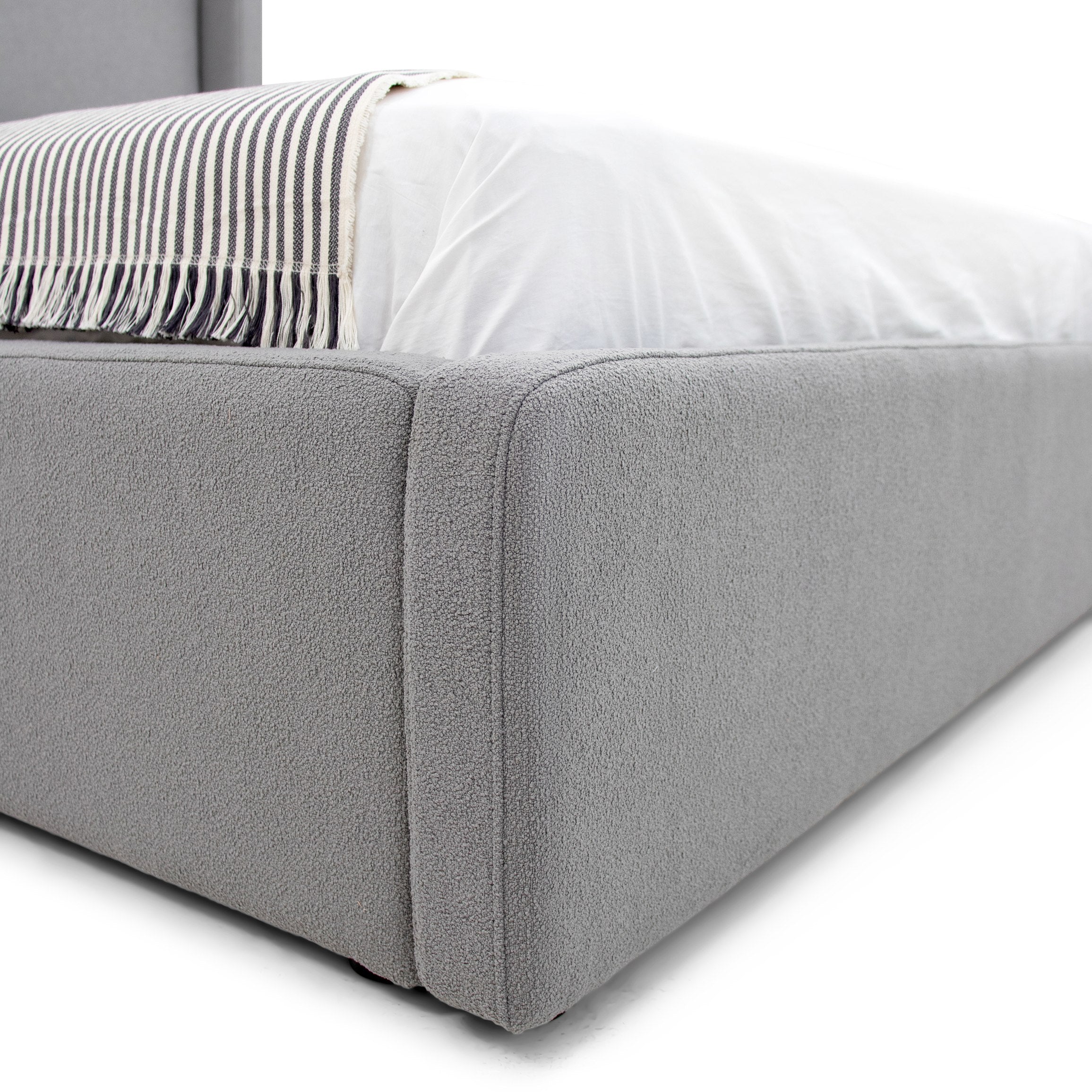 Modrest Byrne - Modern Grey Fabric Bed