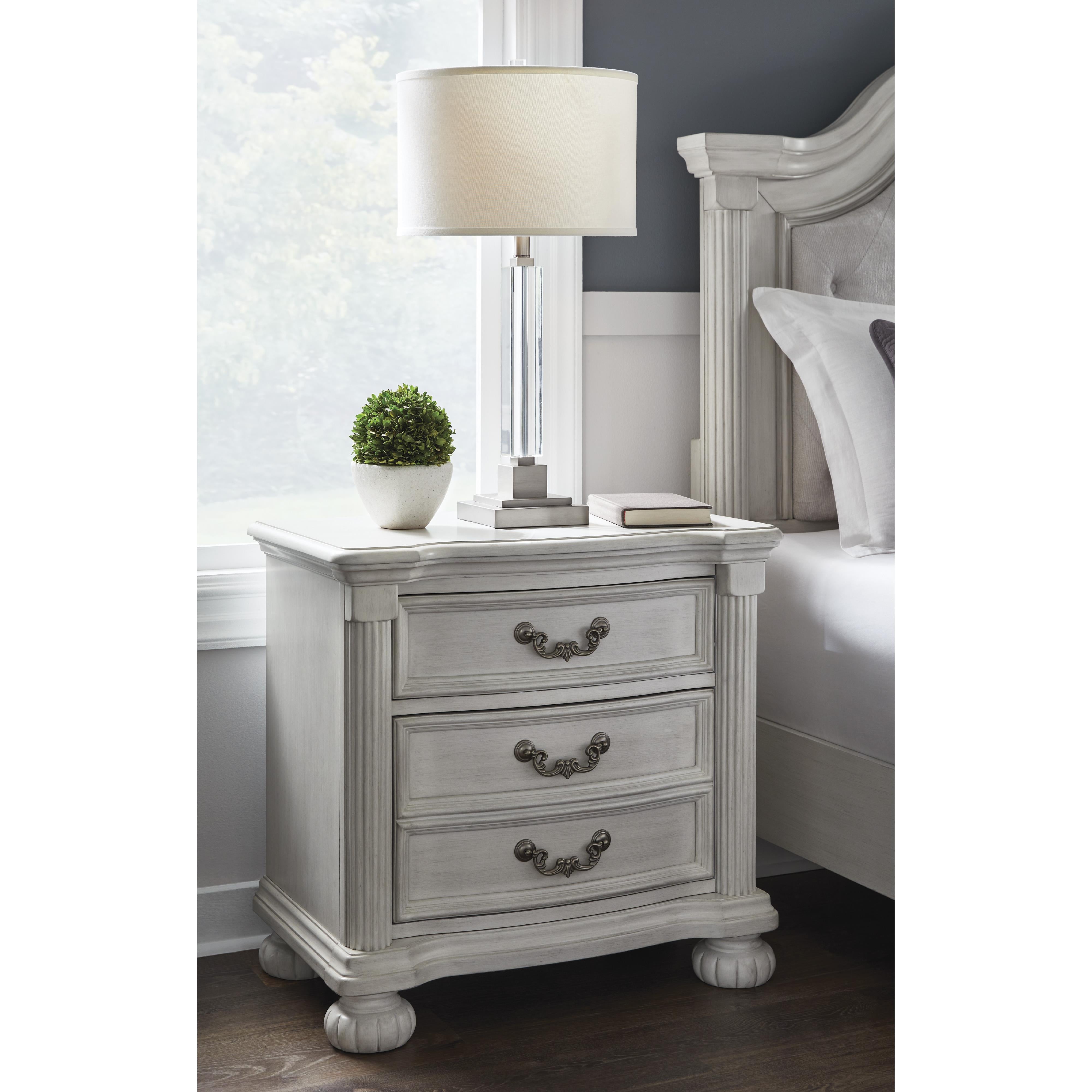 Diamond Modern Furniture Exclusive Design Montelaine 3-Drawer Nightstand B795-93 IMAGE 5
