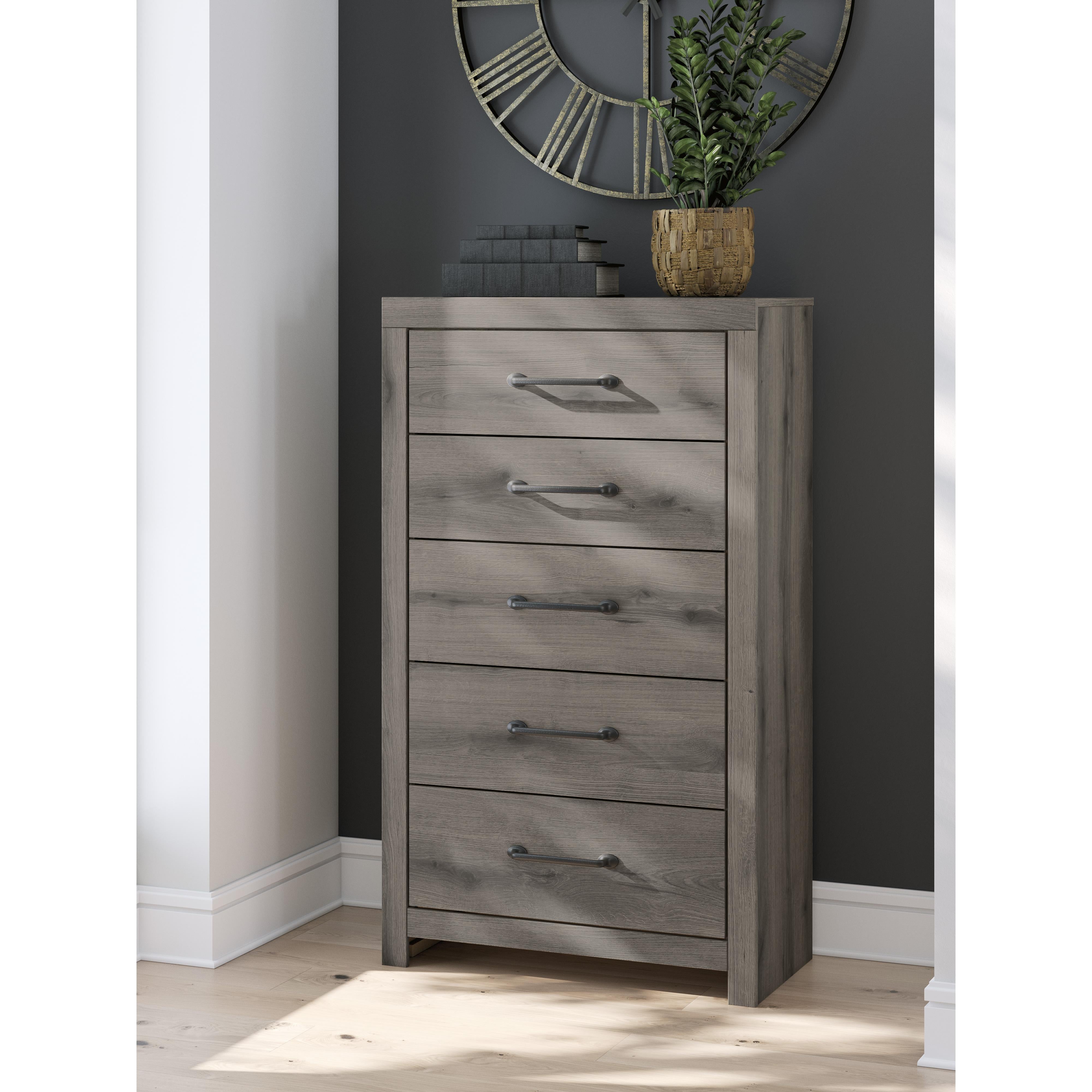 Diamond Modern Furniture Exclusive Design Graystorm 5-Drawer Chest PCB2405-46 IMAGE 7