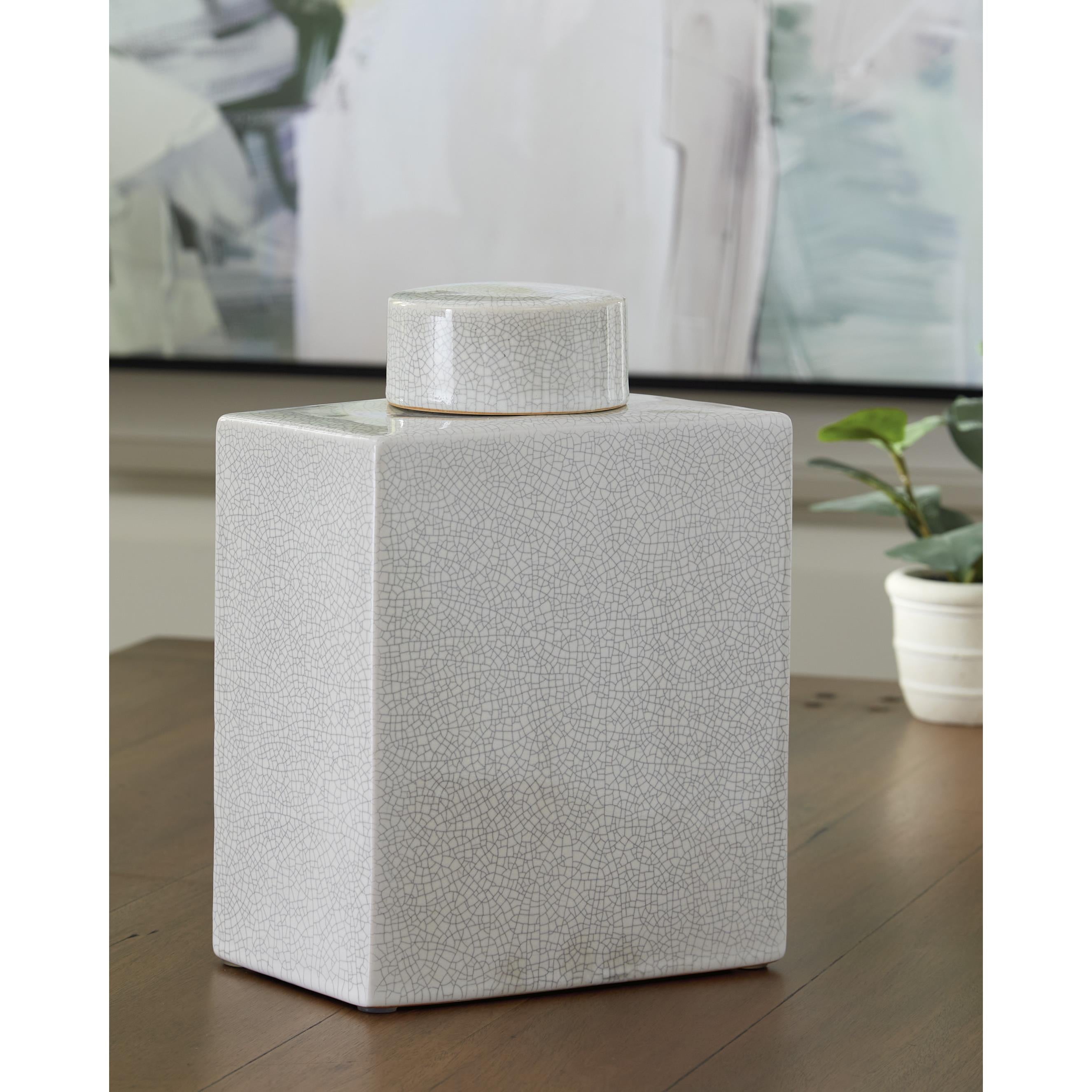 Diamond Modern Furniture Exclusive Design Home Decor Vases & Bowls A2000779 IMAGE 3