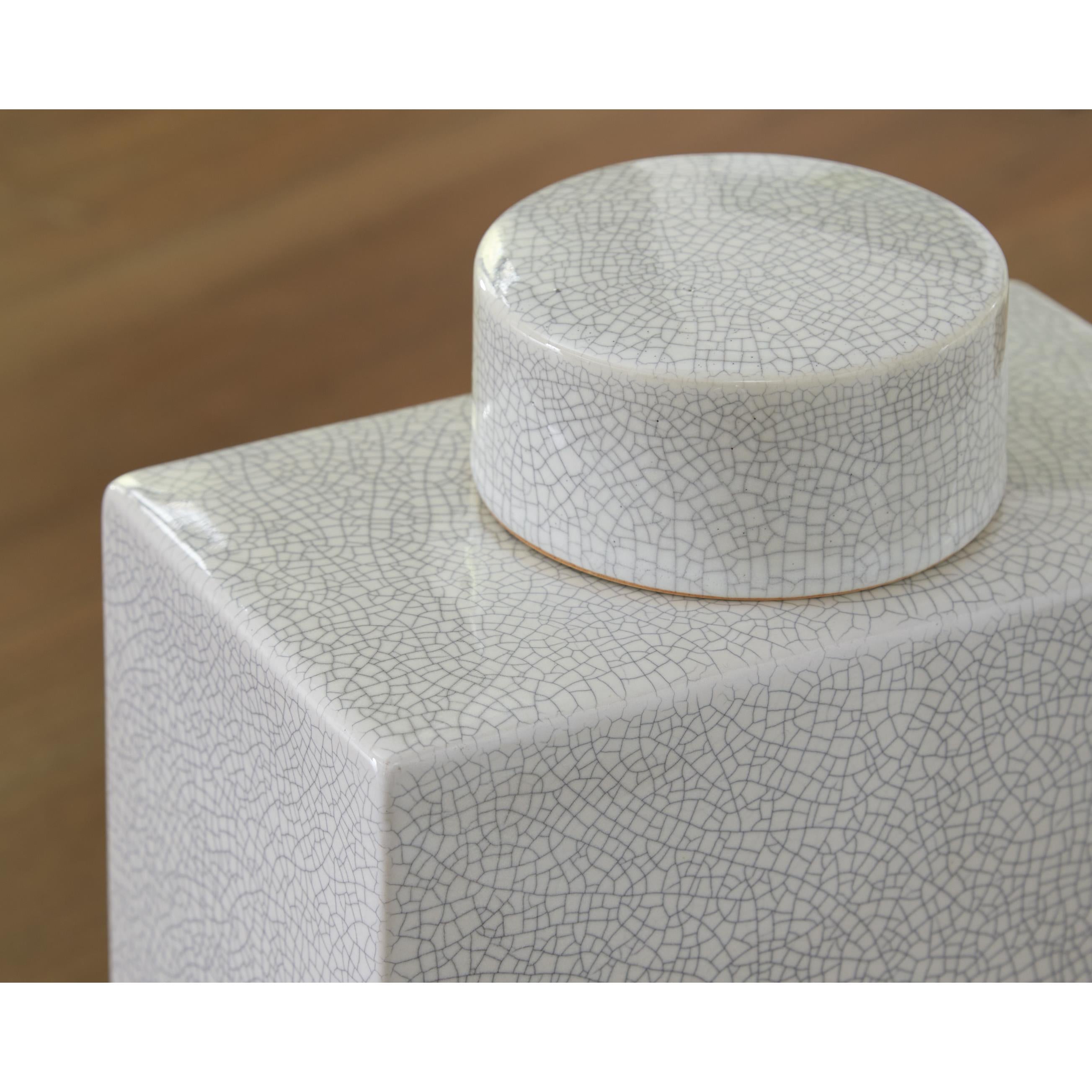 Diamond Modern Furniture Exclusive Design Home Decor Vases & Bowls A2000779 IMAGE 4
