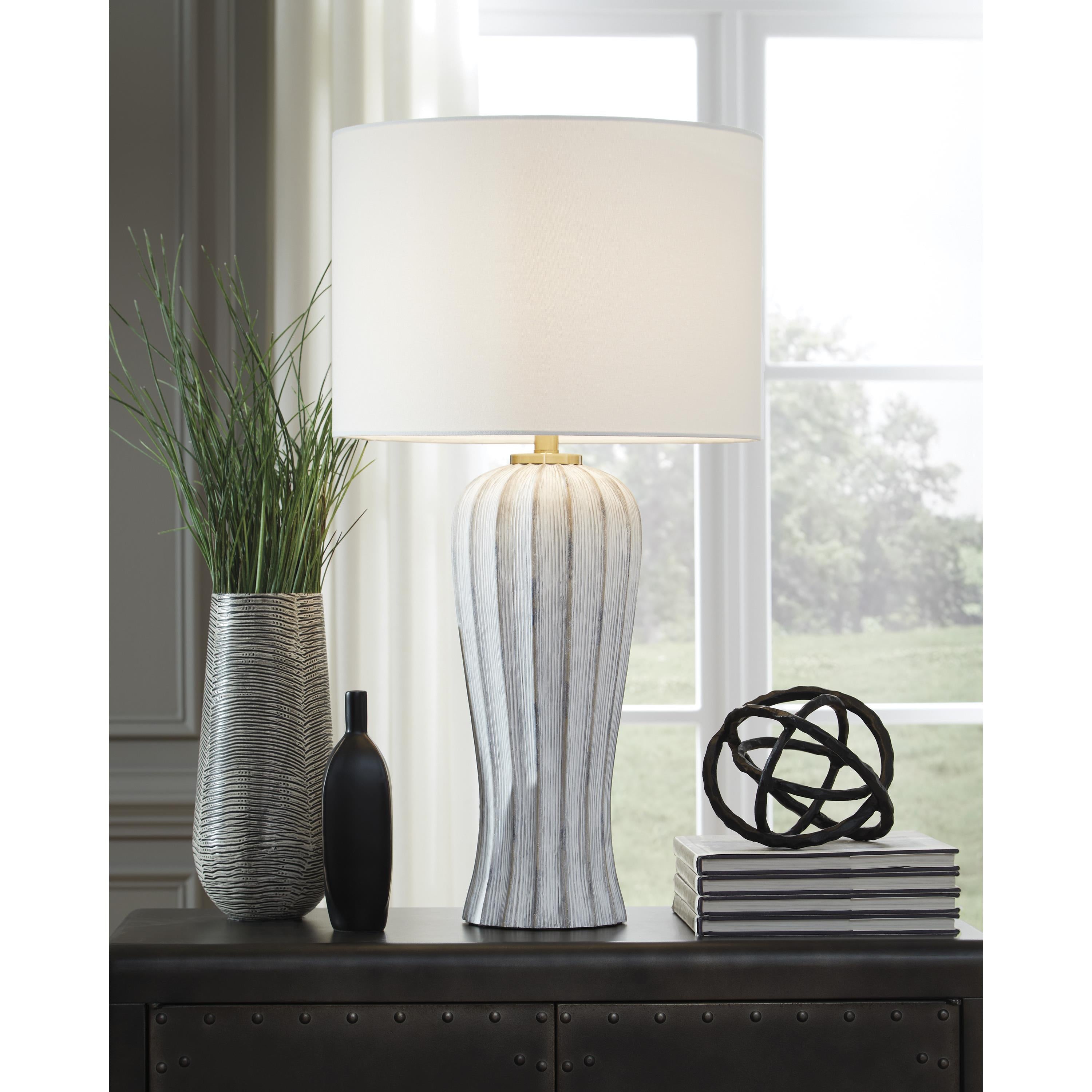 Diamond Modern Furniture Exclusive Design Lanwell Table Lamp L235894 IMAGE 2
