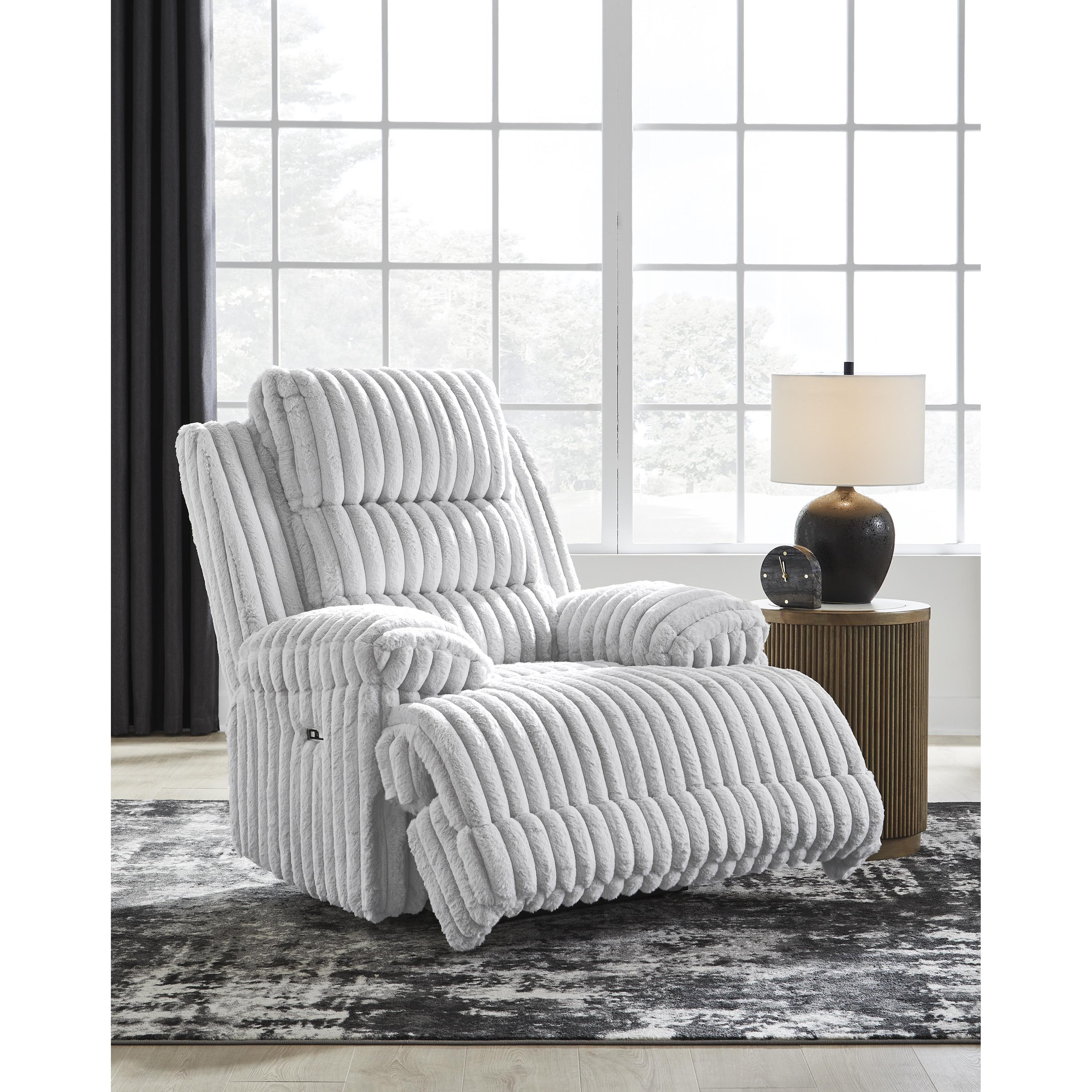 Diamond Modern Furniture Exclusive Design Rhines Falls Recliner with Wall Recline PC4280406 IMAGE 6