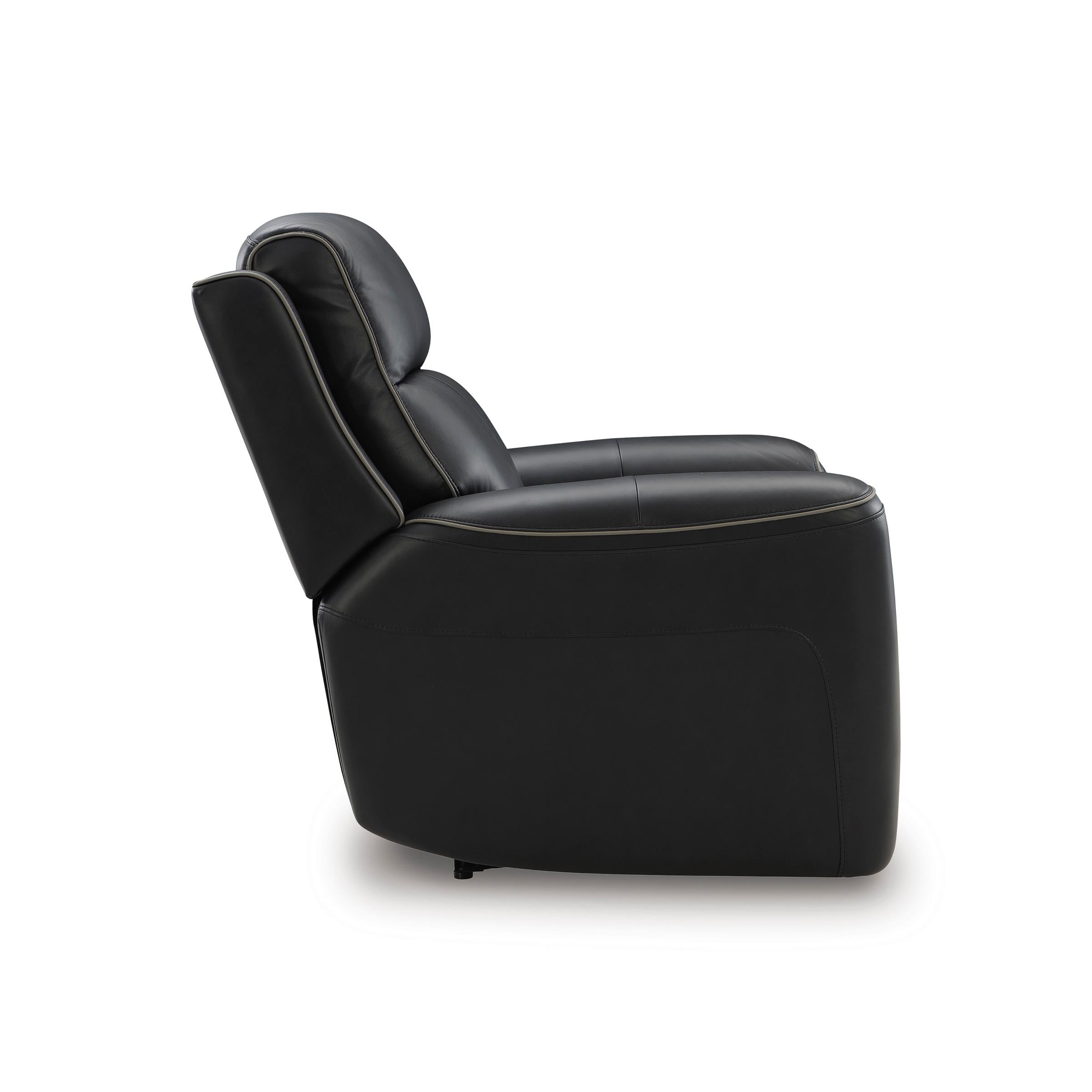 Diamond Modern Furniture Exclusive Design 5Z-Comfort Recliner PCU1090213 IMAGE 4