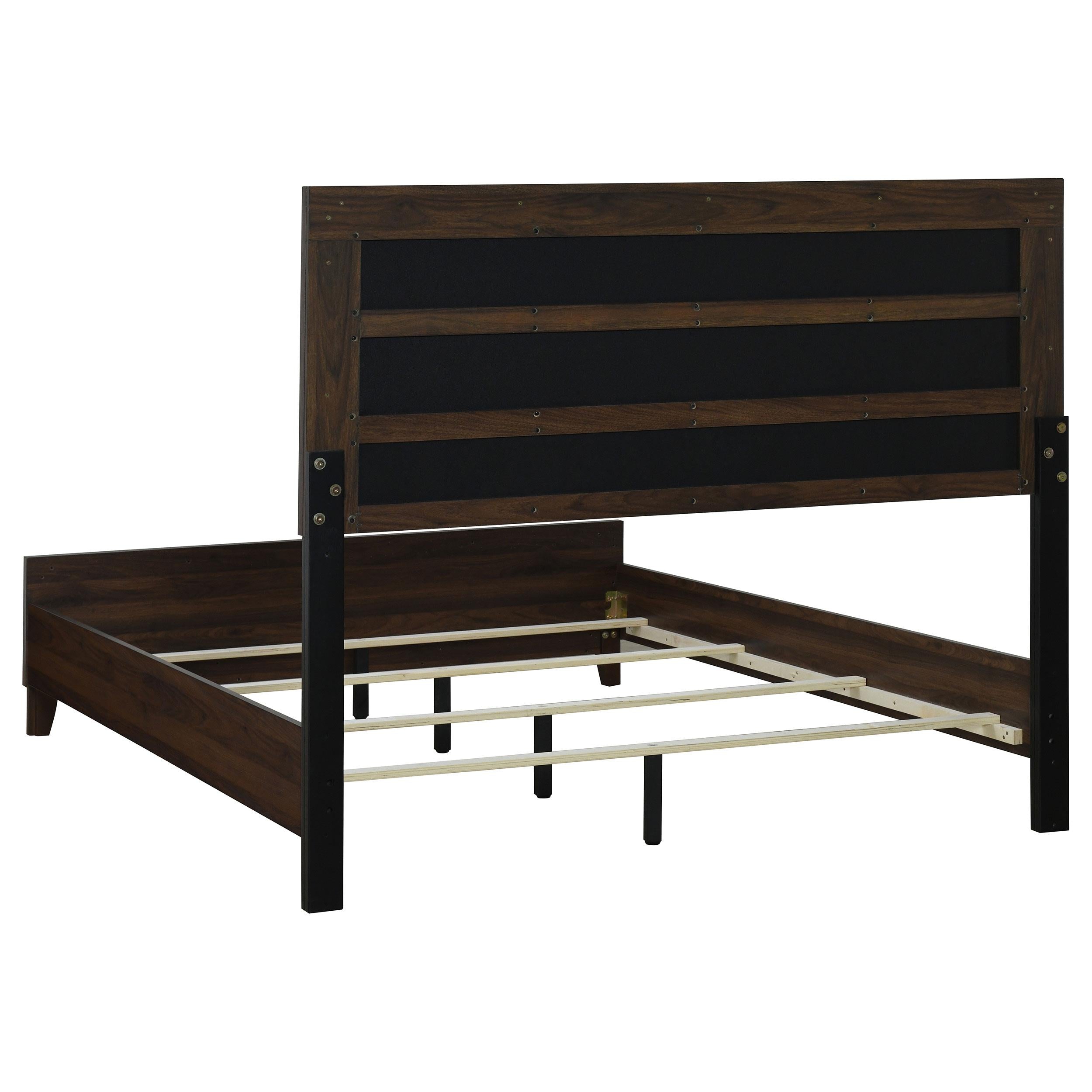 Coaster Furniture Welsley 223441KE 50-inch Upholstered Eastern King Bed - Walnut IMAGE 3