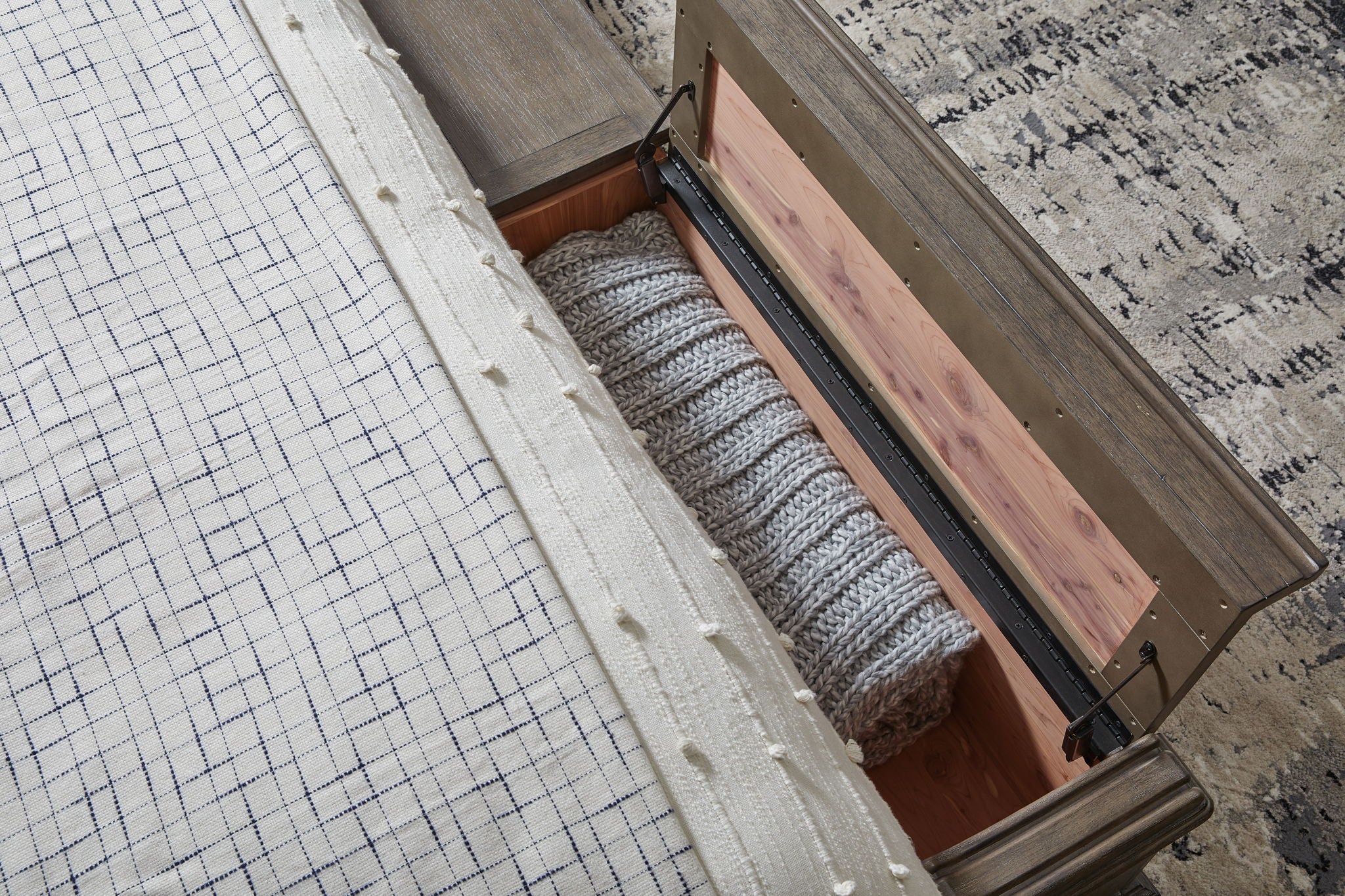 Madison Ridge - Panel Bed With Blanket Chest Footboard