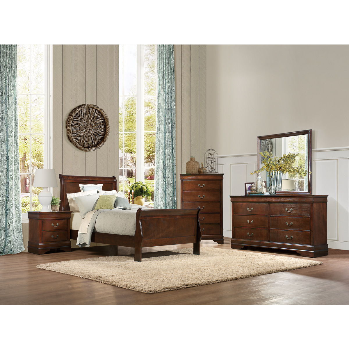 Mayville - Chest
