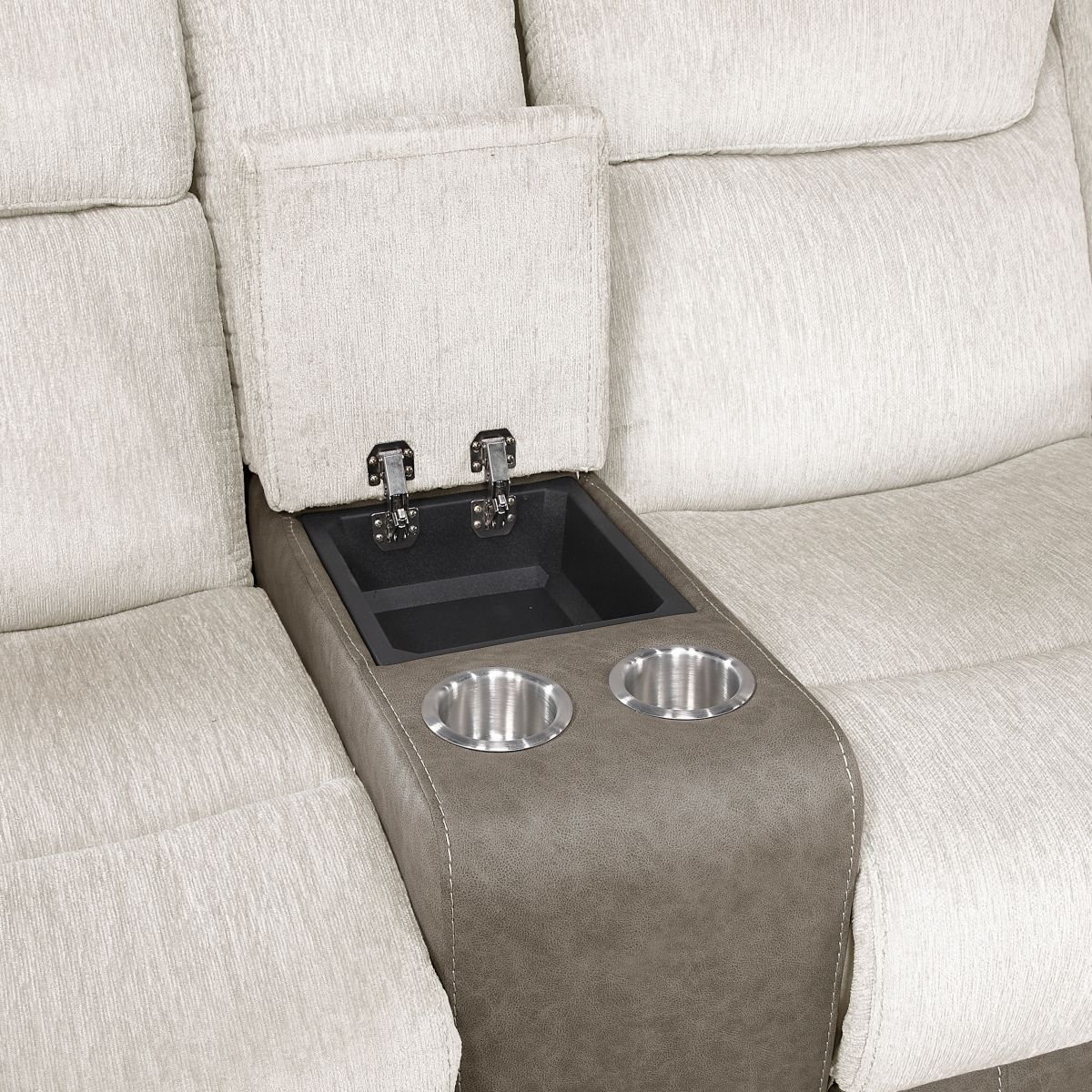 Harriette - Double Reclining Loveseat With Center Console