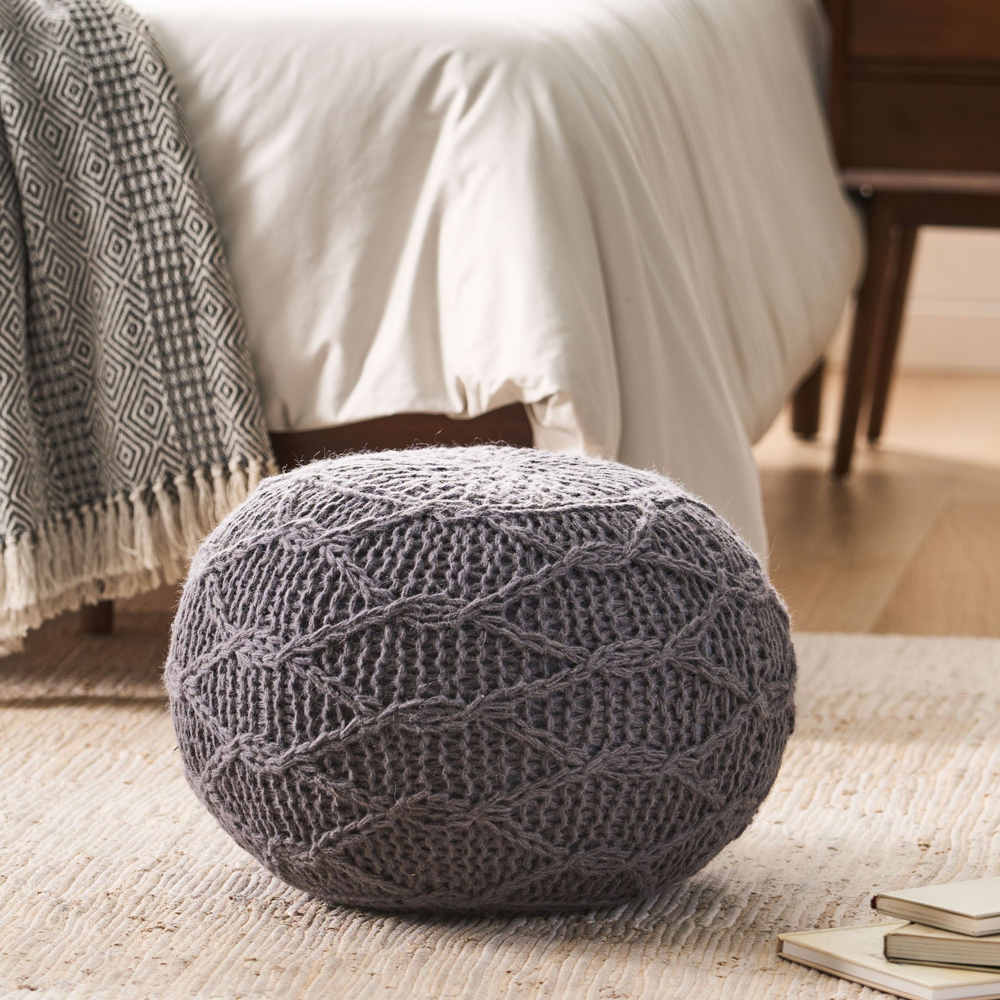 Malibu - Modern Knitted Wool Round Pouf With Handcrafted Design - Charcoal