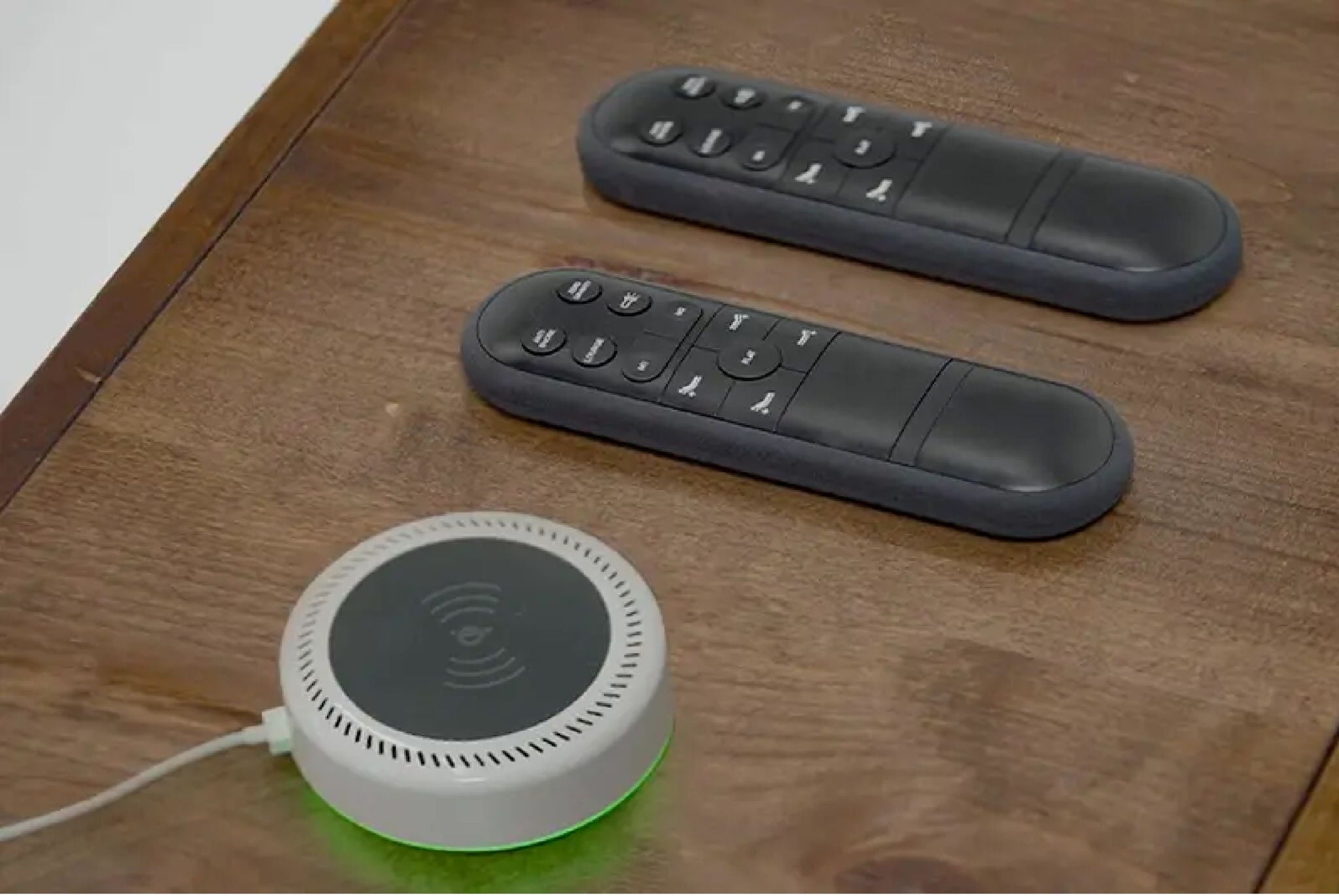 Refresh - 12" Queen Size Flex Head Memory Foam Hybrid Mattress And Adjustable Base Bundle - Blue