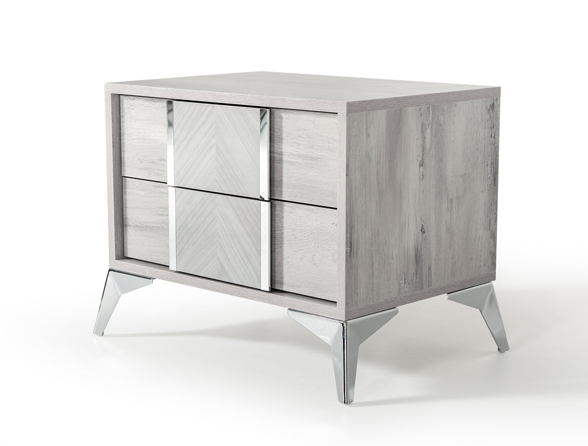 Nova Domus Alexa Italian Modern Grey Bed + 2 Nightstands Set