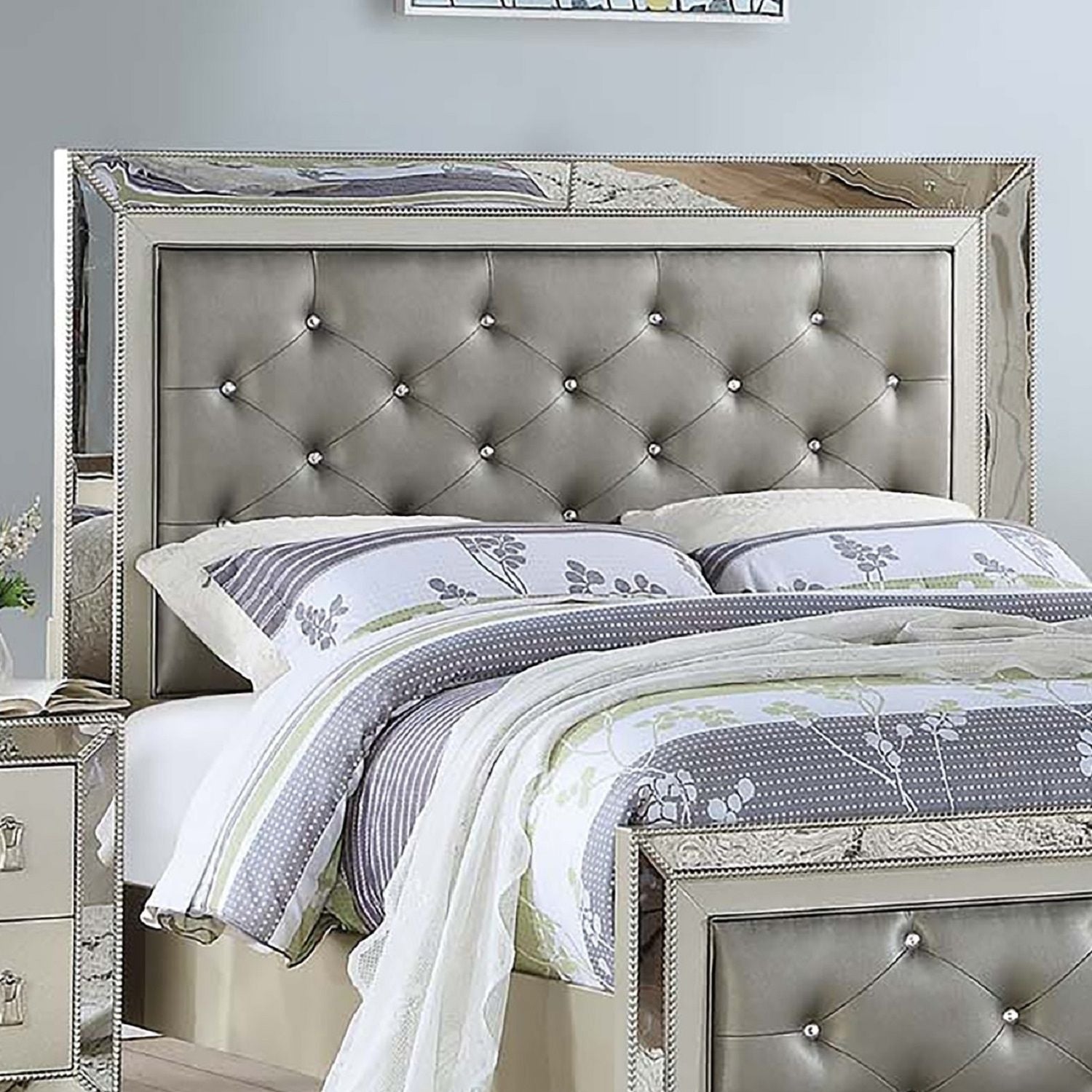 Glamorous Tufted Headboard Bed With Mirror Trim
