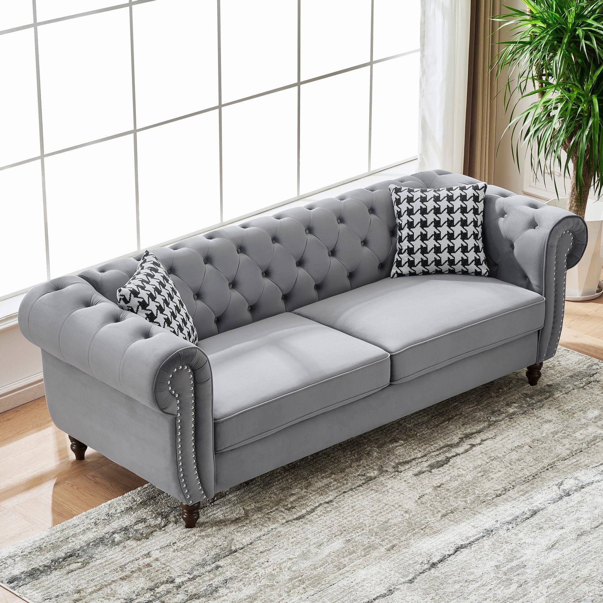 Chesterfield Upholstery Fabric Sofa With Roll Armrest & Nailhead
