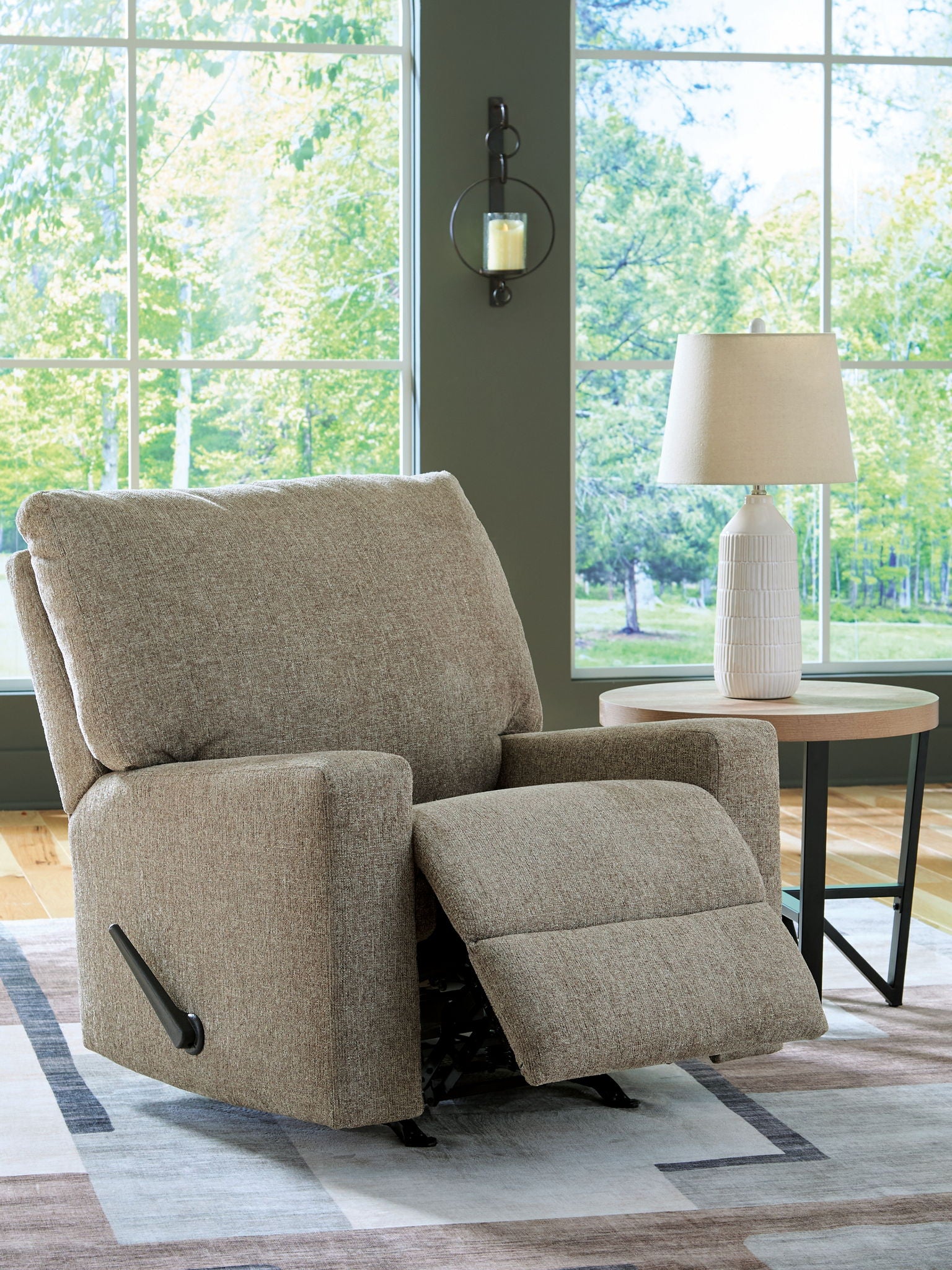 Newellen - Rocker Recliner