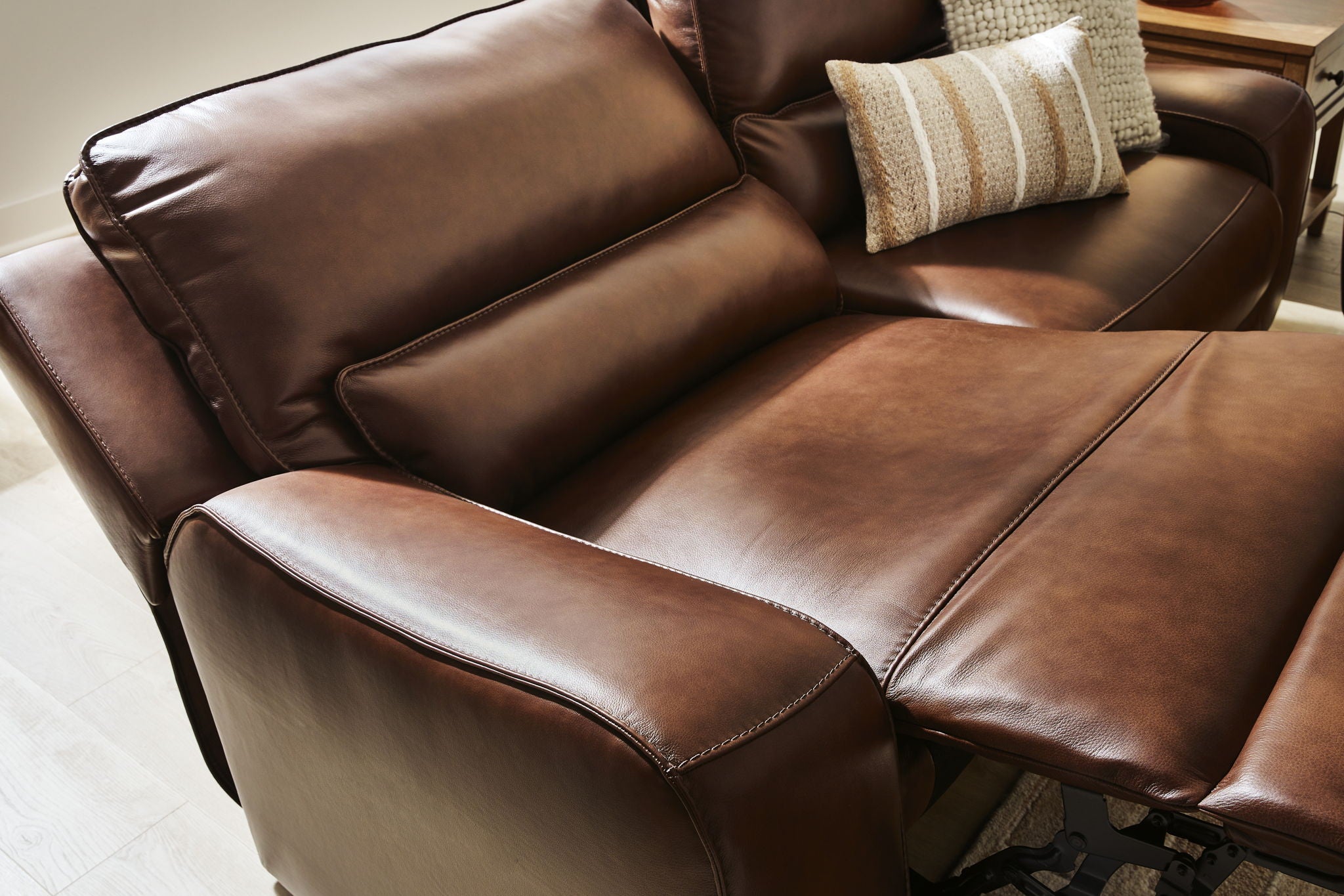 DeepWakes - 2 Seat Power Reclining Sofa With Adjustable Headrest