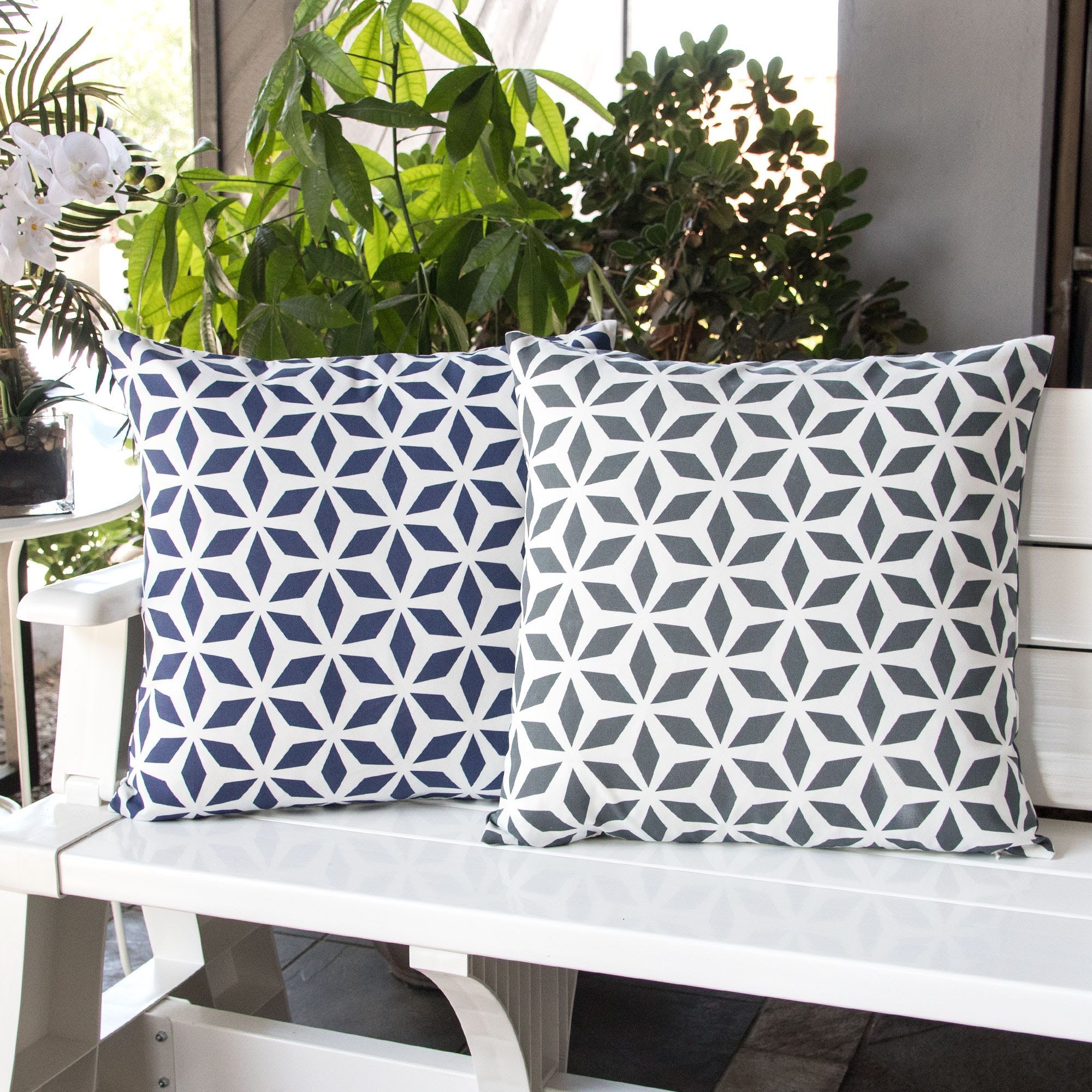 Crystal Burst - Outdoor & Indoor Pillow