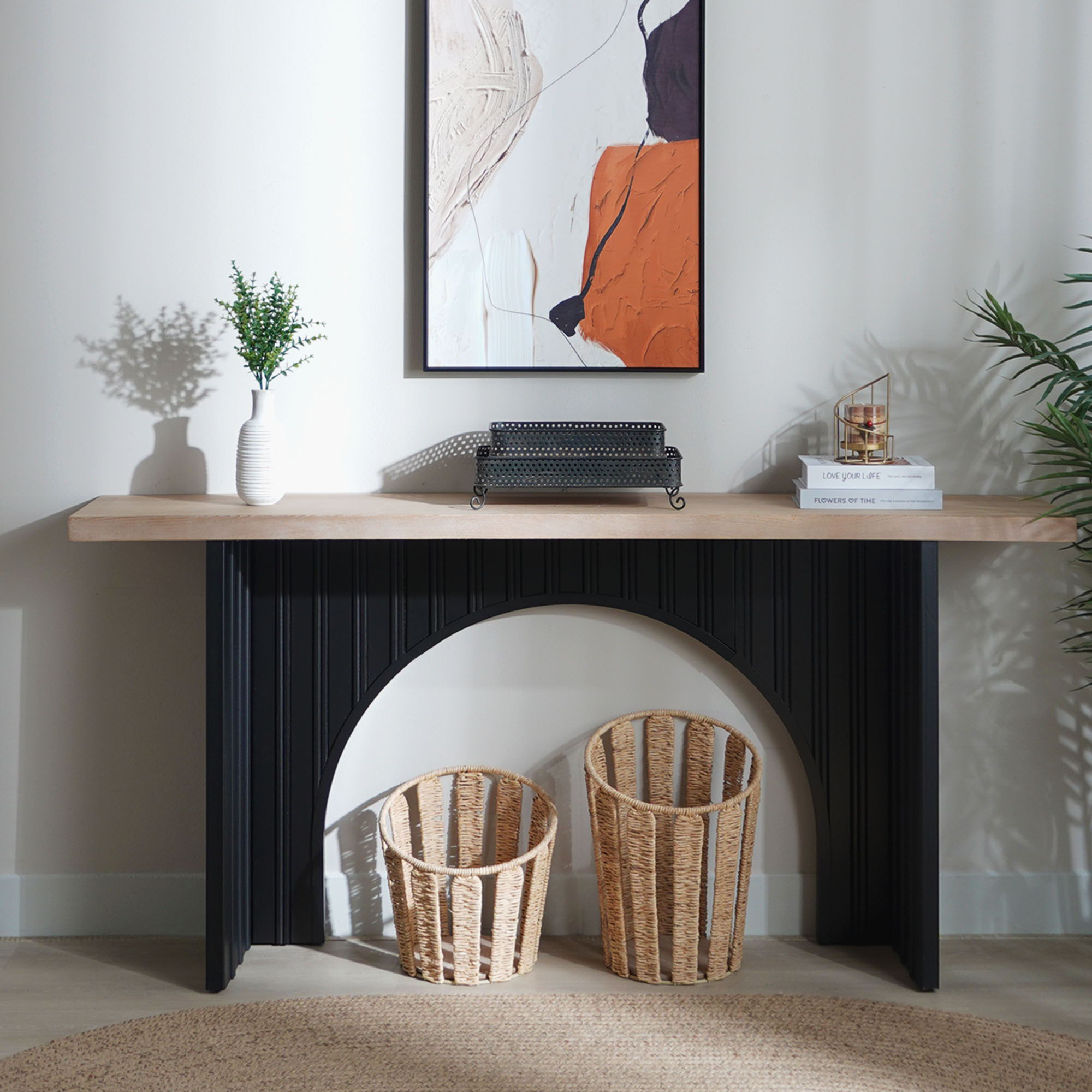 Arch Fluted Table