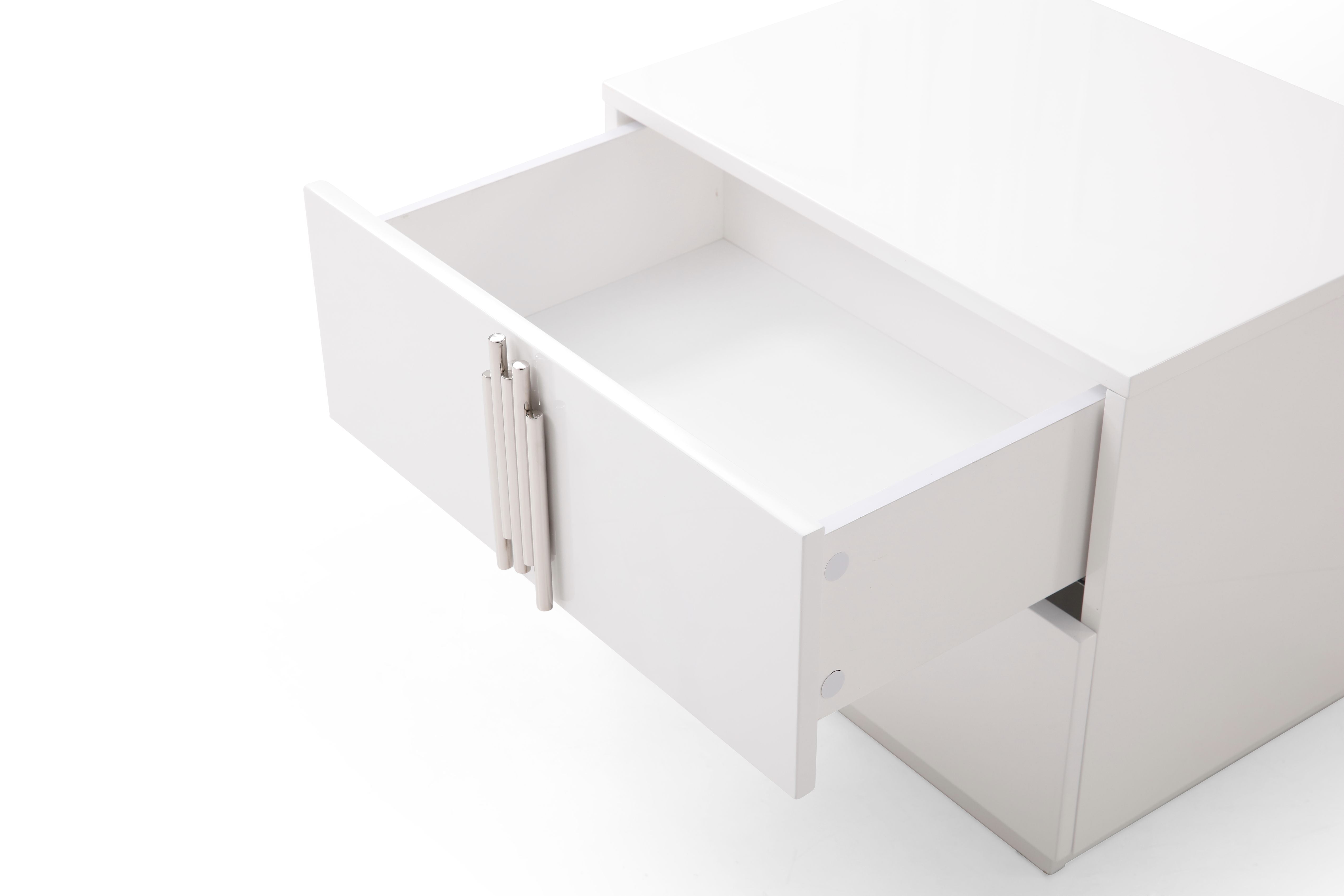 Modrest Token - Modern White + Stainless Steel Bed + Nightstands