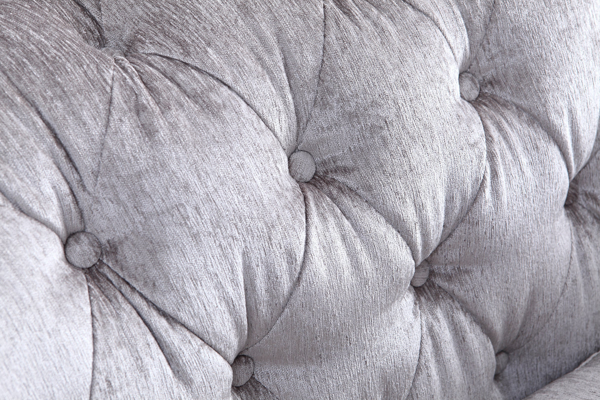 Divani Casa Alexandrina Grey Tufted Velvet Loveseat