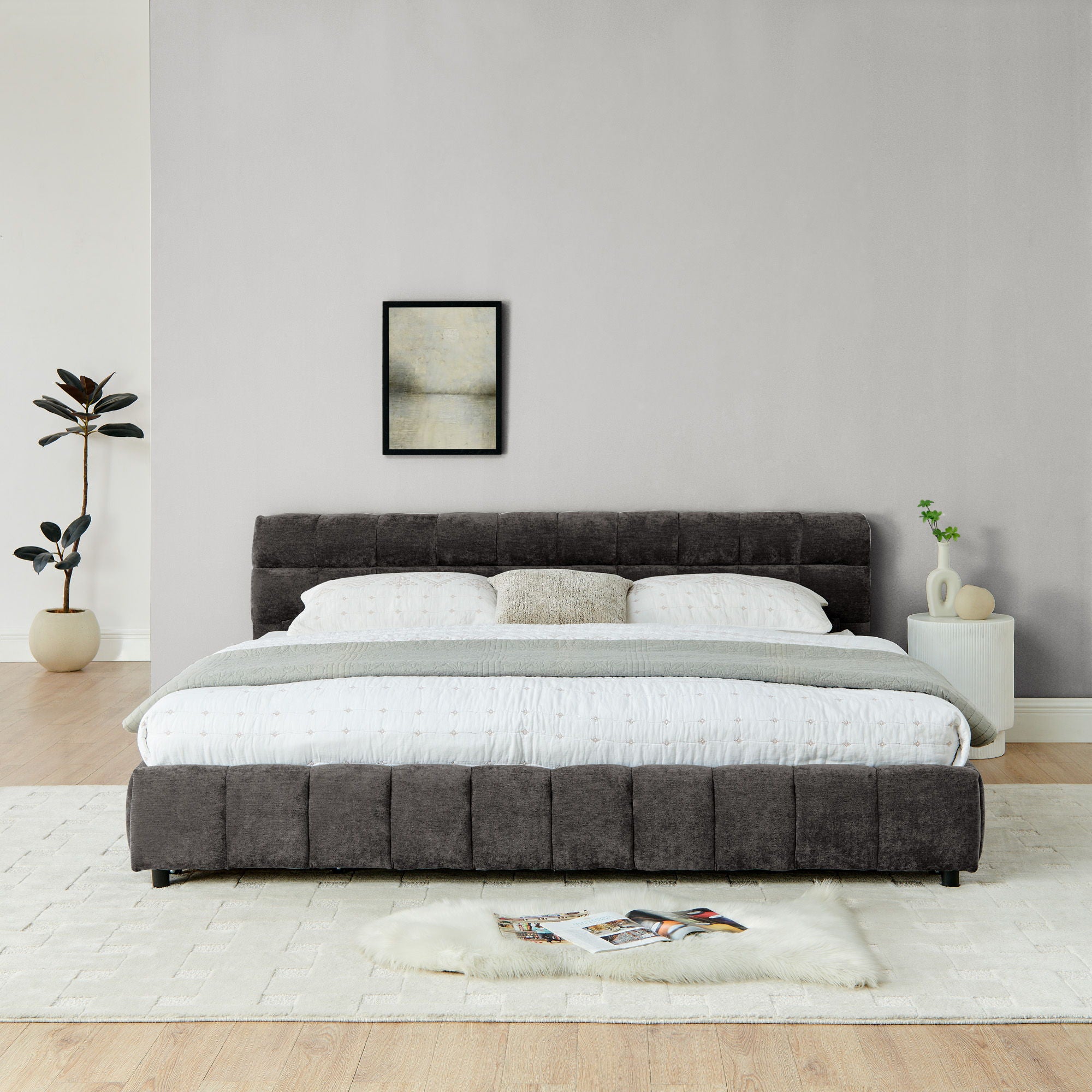 Modern Platform Bed Frame With Thick Fabric