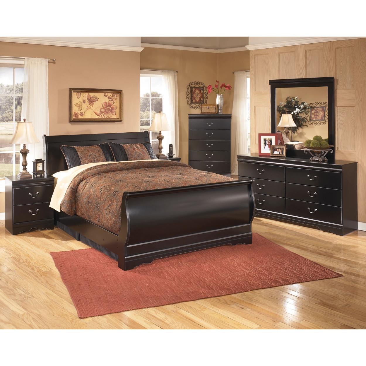 Signature Design by Ashley Huey Vineyard 2-Drawer Nightstand B128-92 IMAGE 2