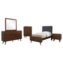 Robyn  California King Bedroom Set Dark Walnut
