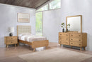 Robyn  California King Bedroom Set Dark Walnut
