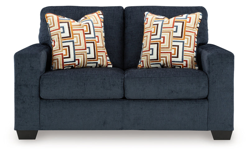 Aviemore Loveseat