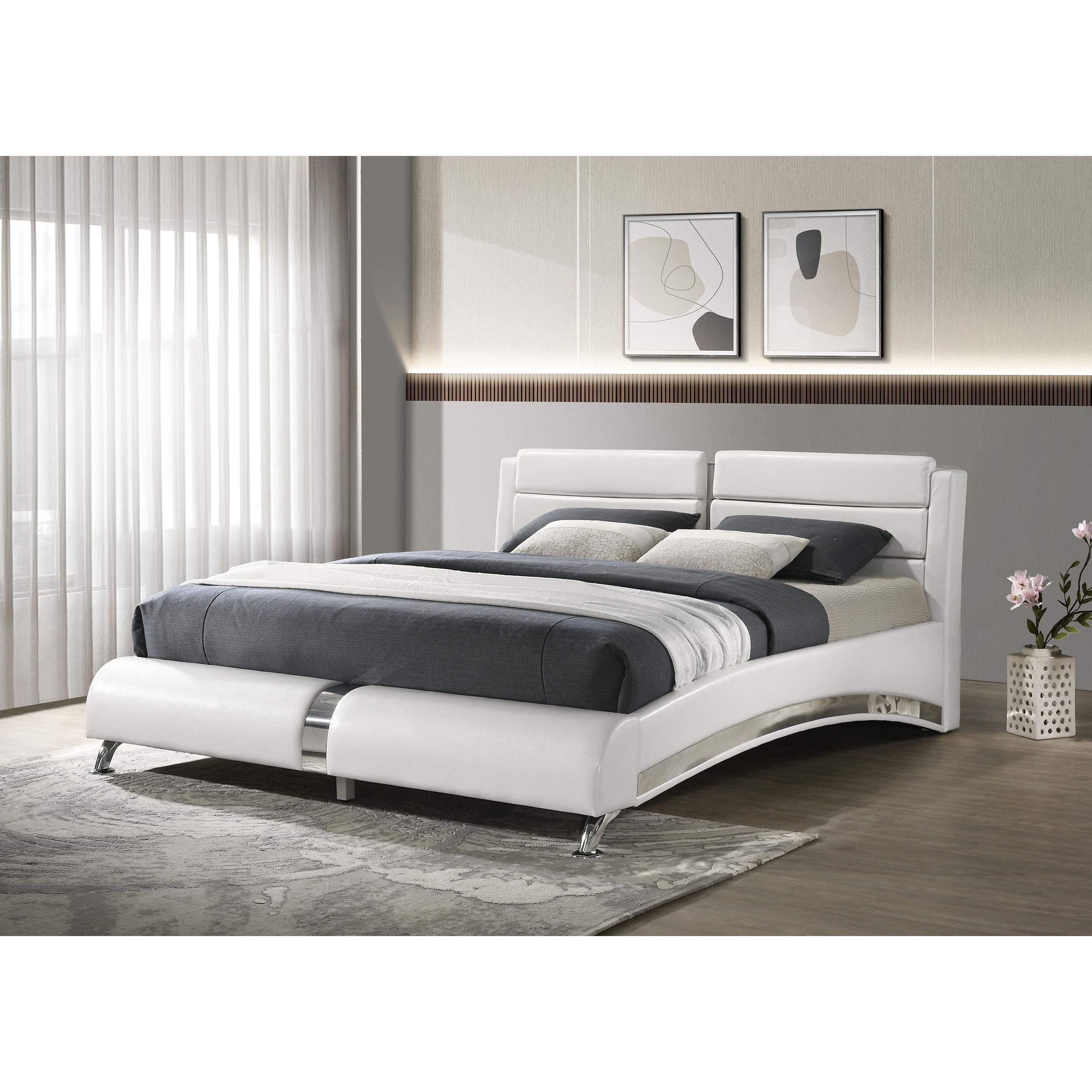 Diamond Modern Furniture COA Felicity California King Upholstered Platform Bed 300345KW IMAGE 6